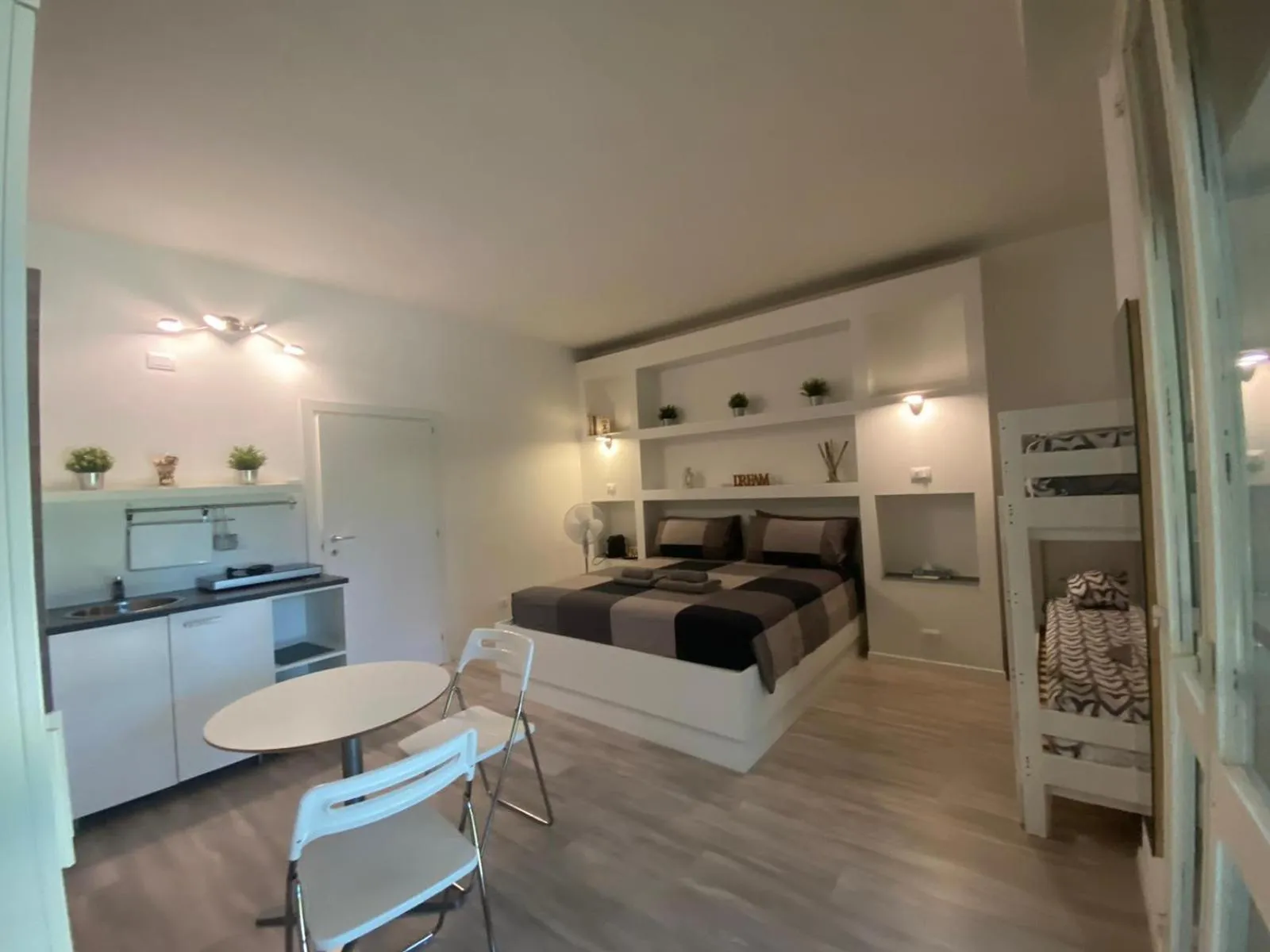 Bed in Bed&breakfast BBqueen Sandonato Policlinico