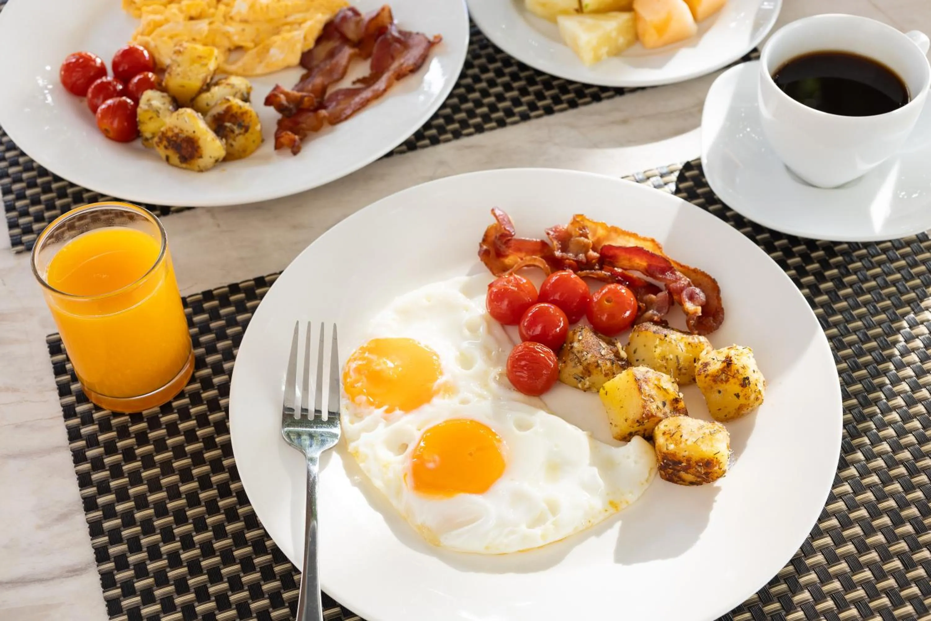 Breakfast in King's Garden Resort - SHA Plus