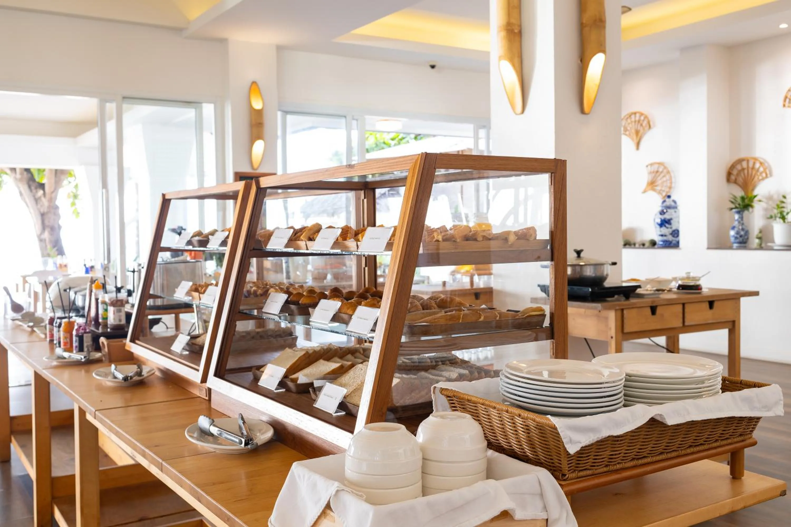 Breakfast in King's Garden Resort - SHA Plus