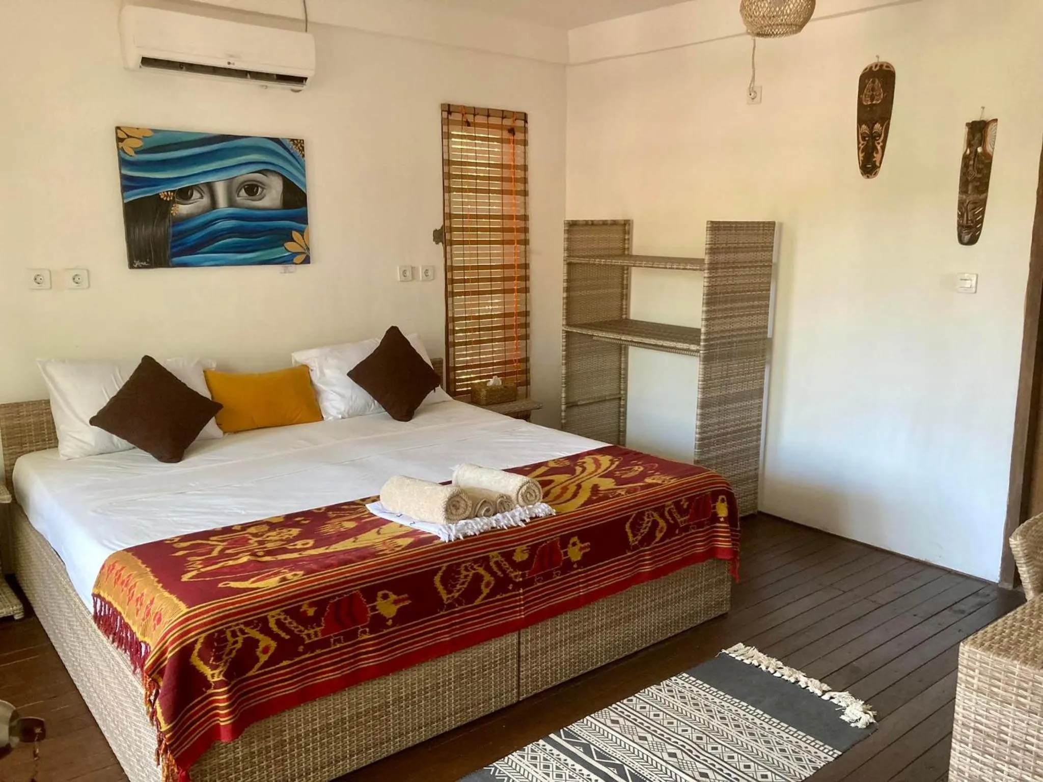 Bed in Lutwala Bungalows and Private Villa