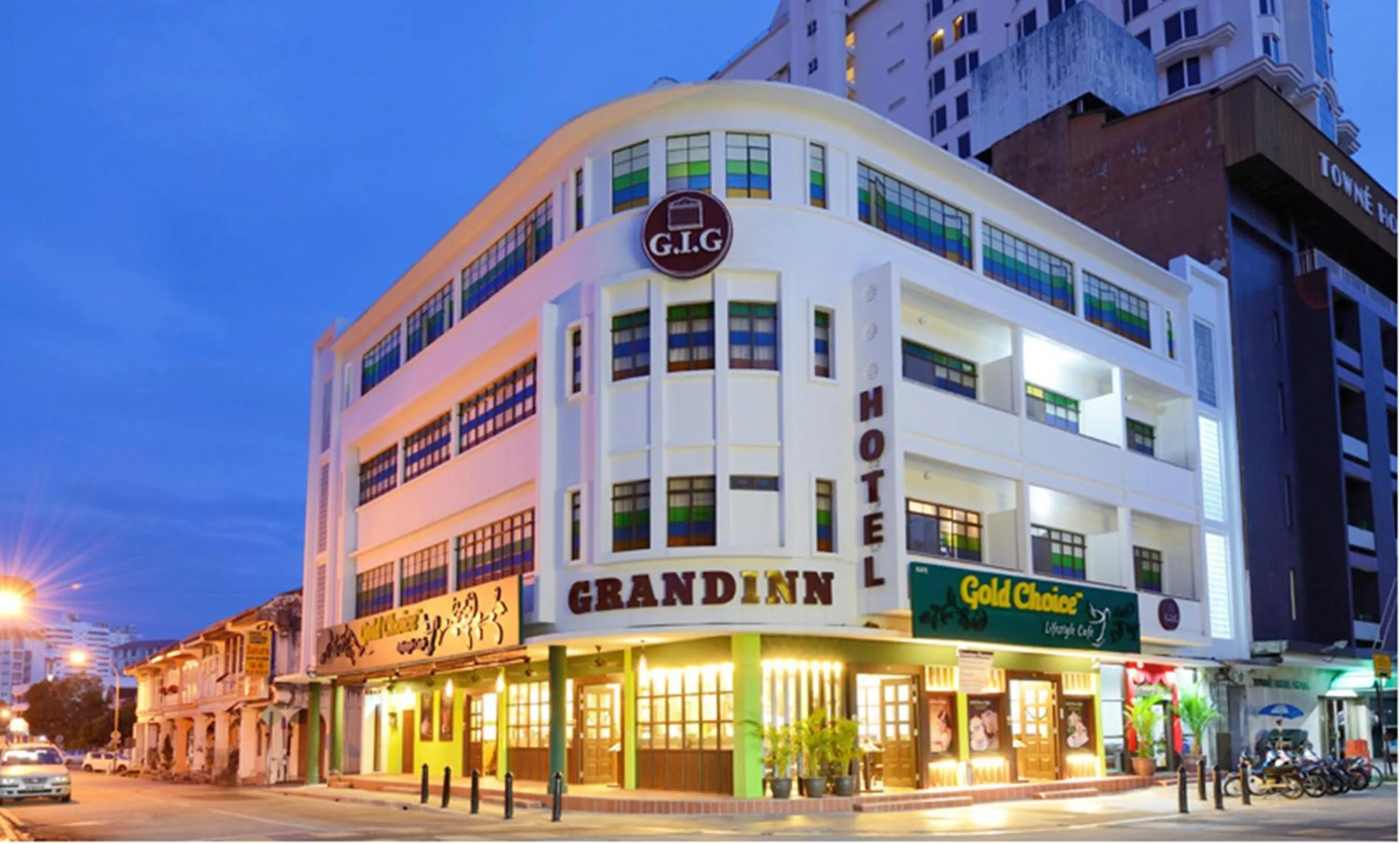 Facade/entrance in Grand Inn - Penang Road