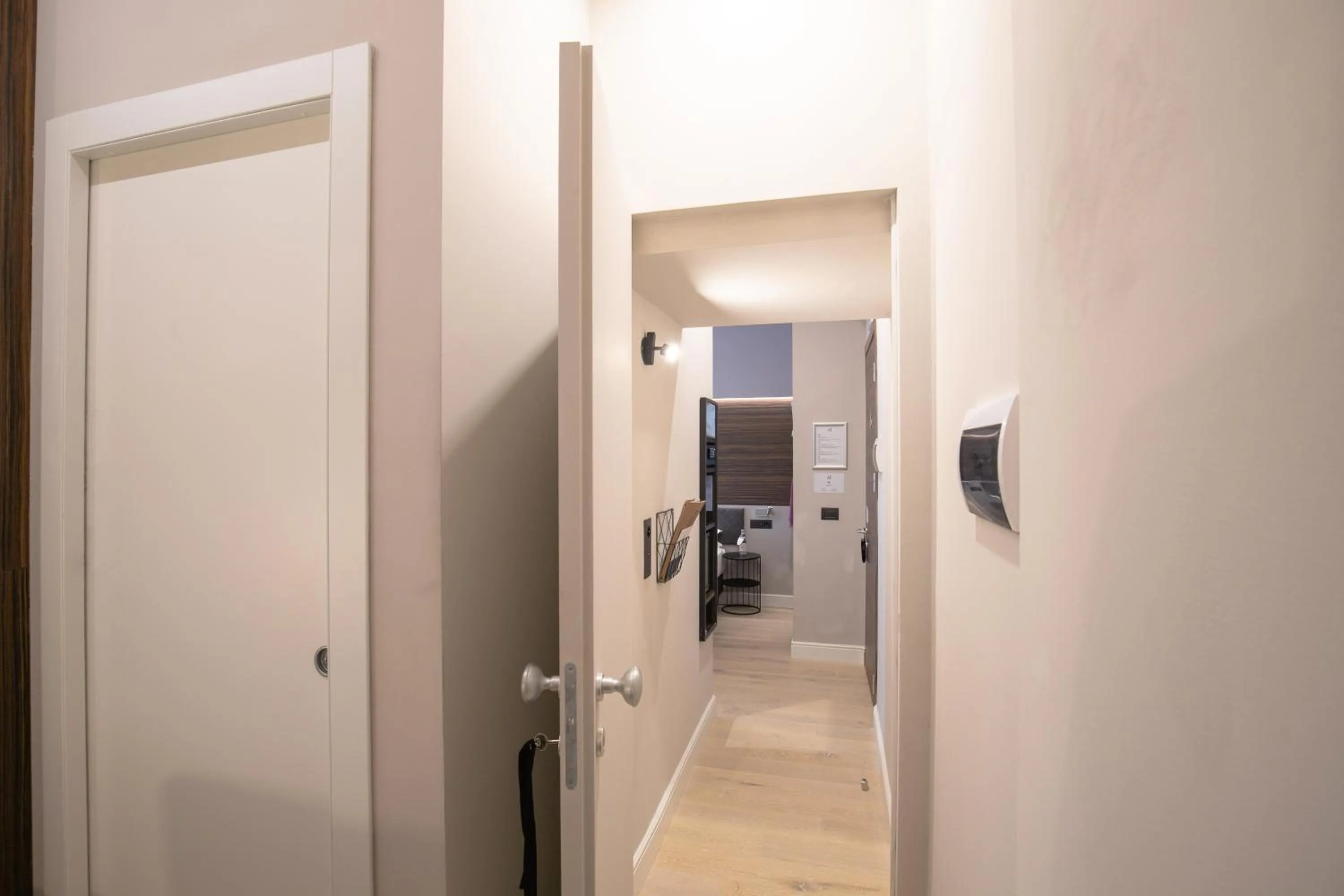 Other in AH - Duomo Essence