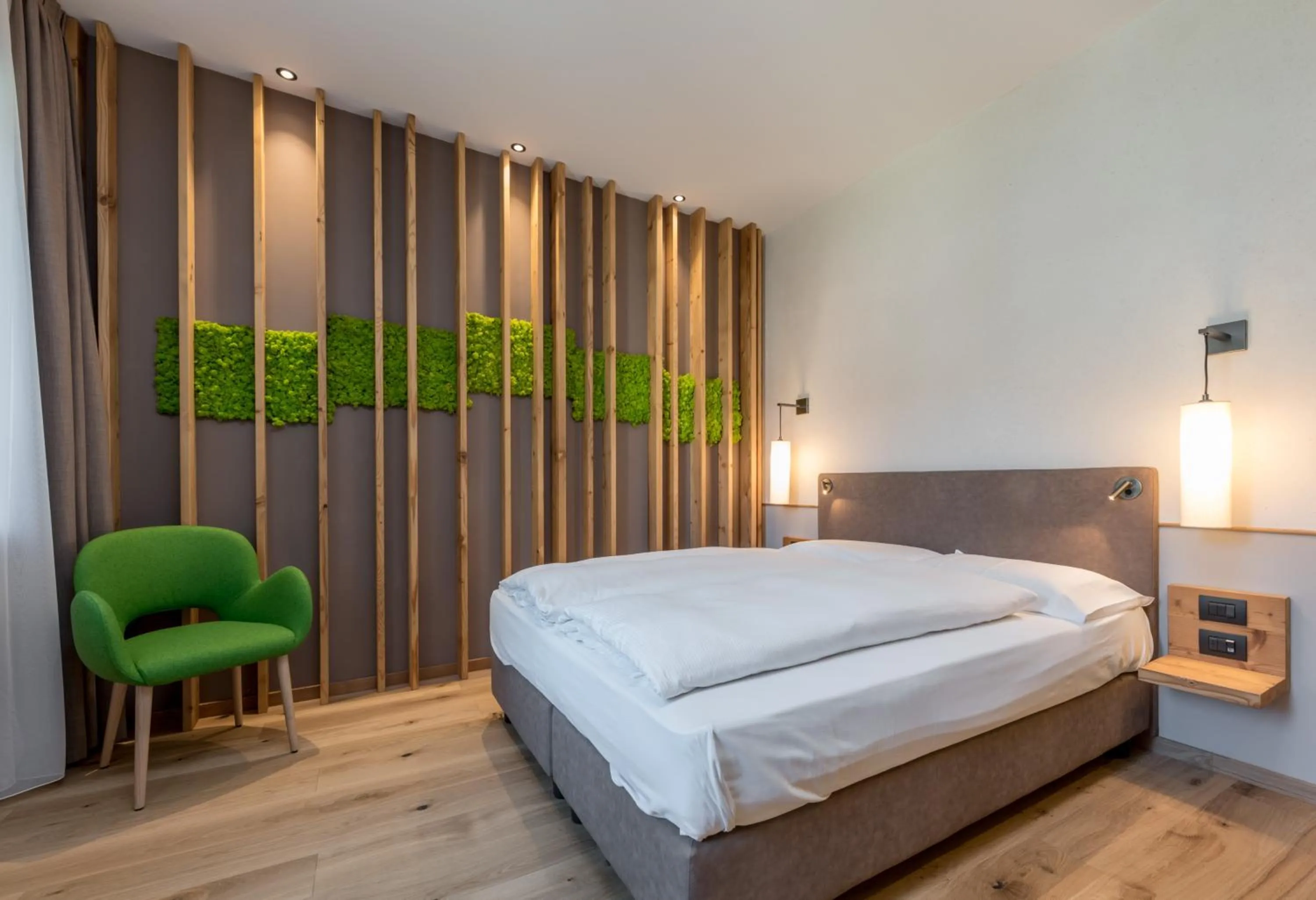 Bed in Good Life Hotel Garden - Private Spa and Pool