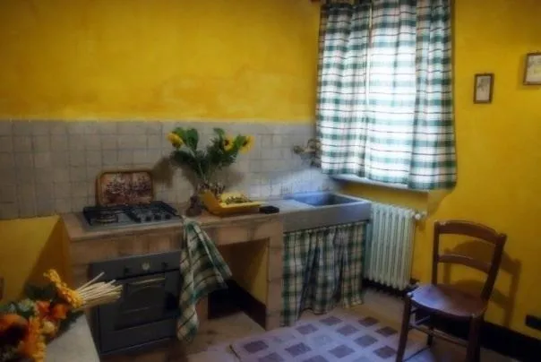Kitchen or kitchenette, Bed in Il Palazzetto B&B