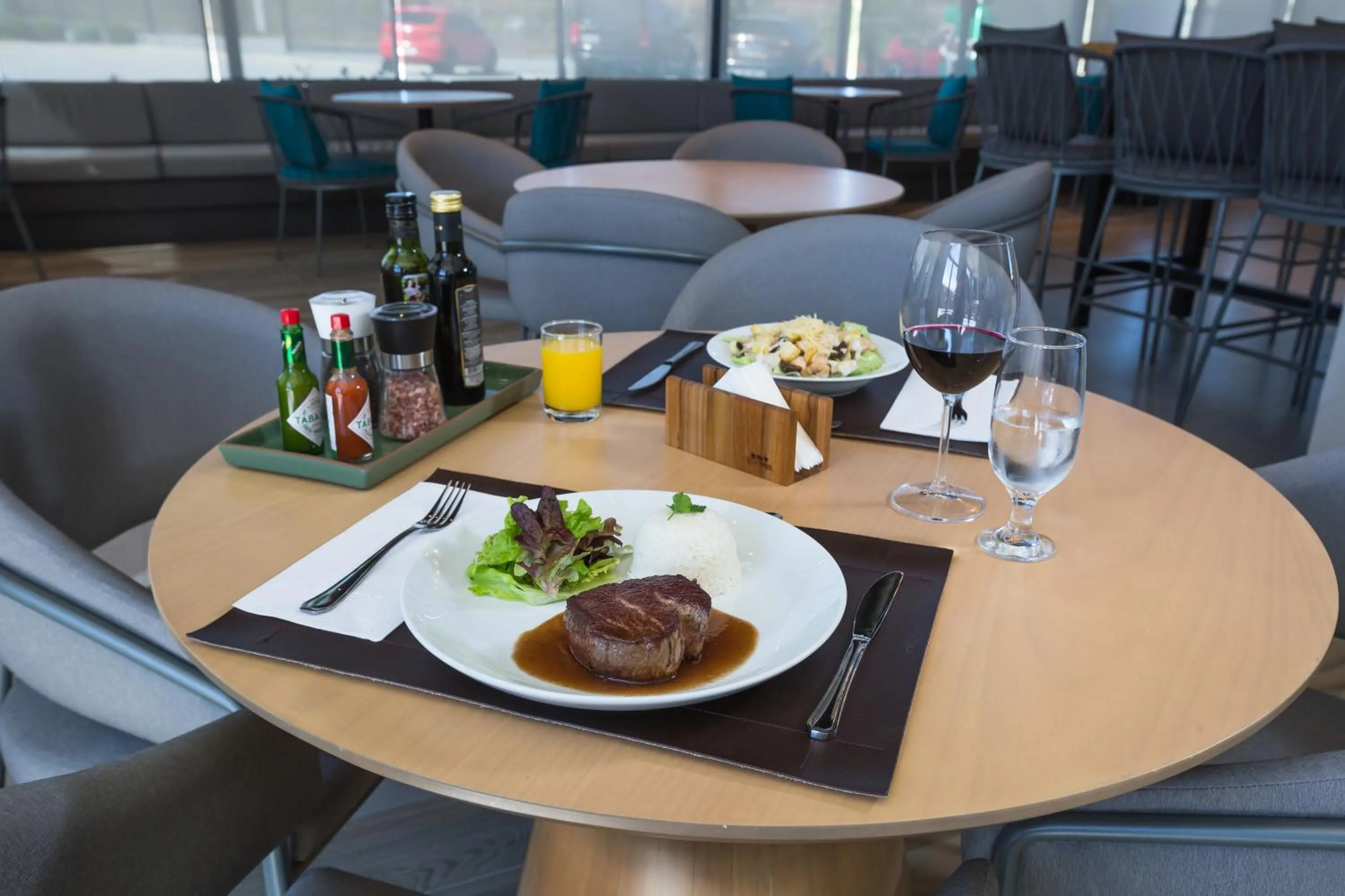 Restaurant/places to eat in Slaviero Ponta Grossa