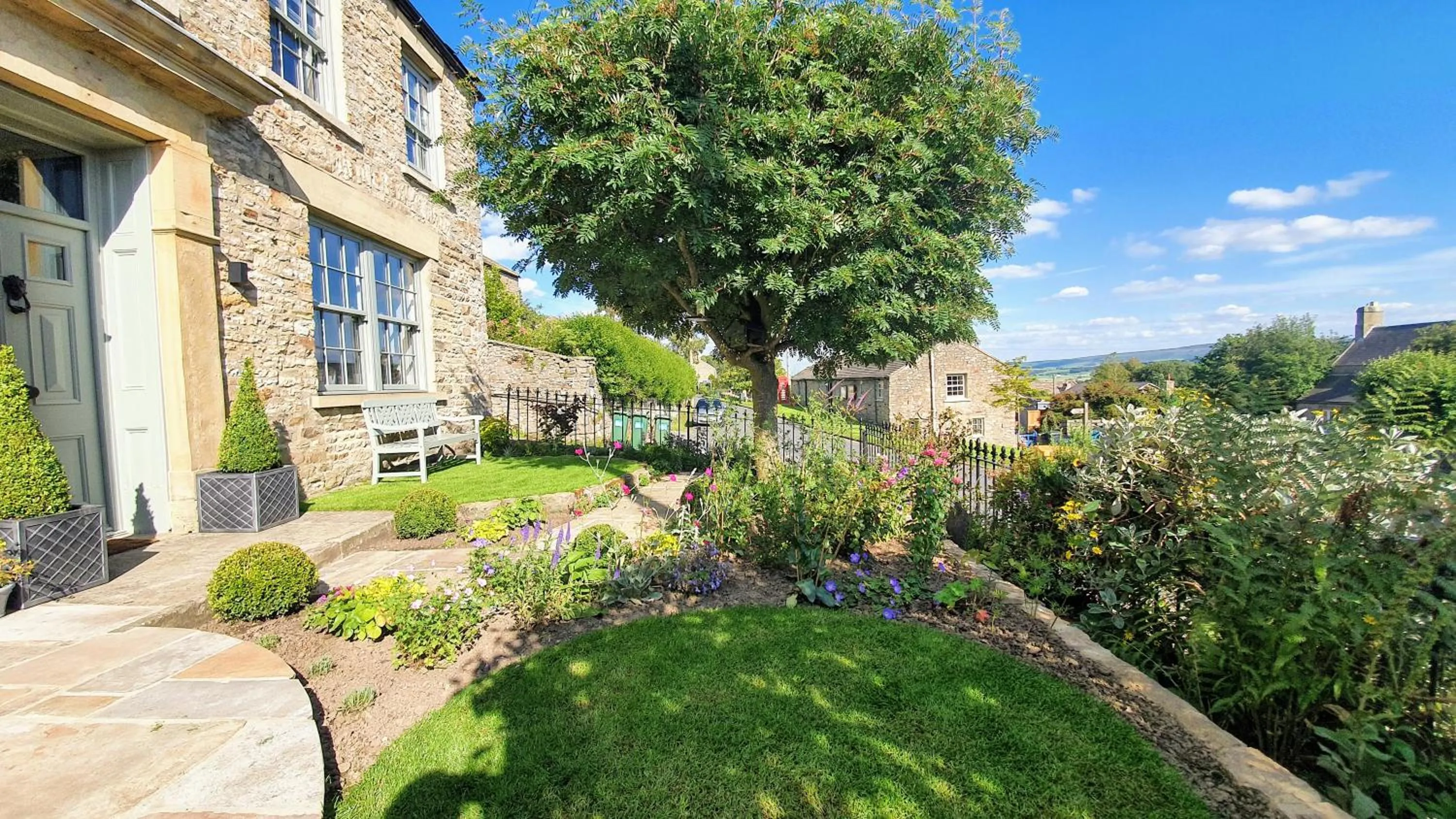 Garden in Rock View, Wensleydale
