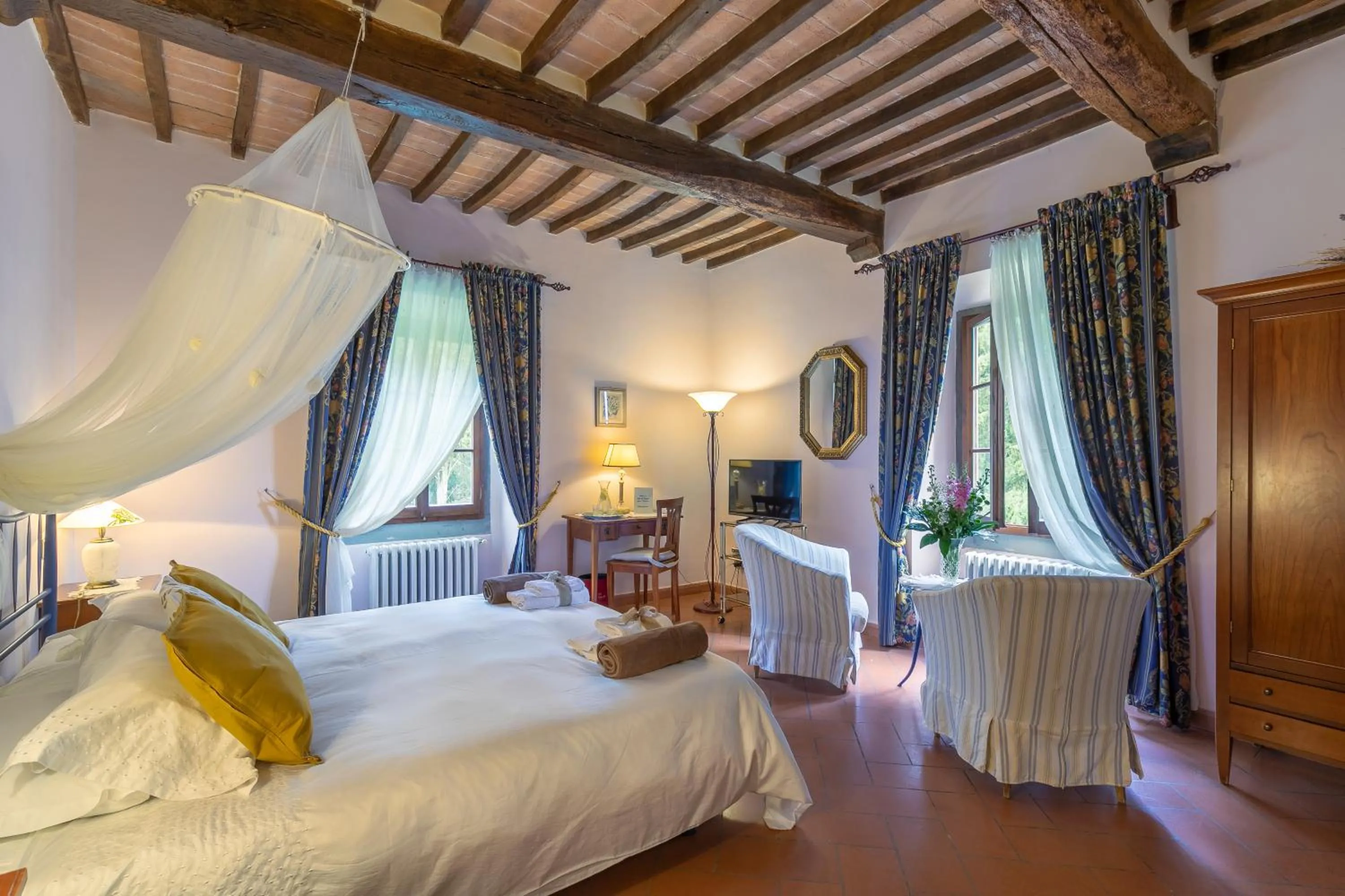 Bed in Relais Villa La Cappella