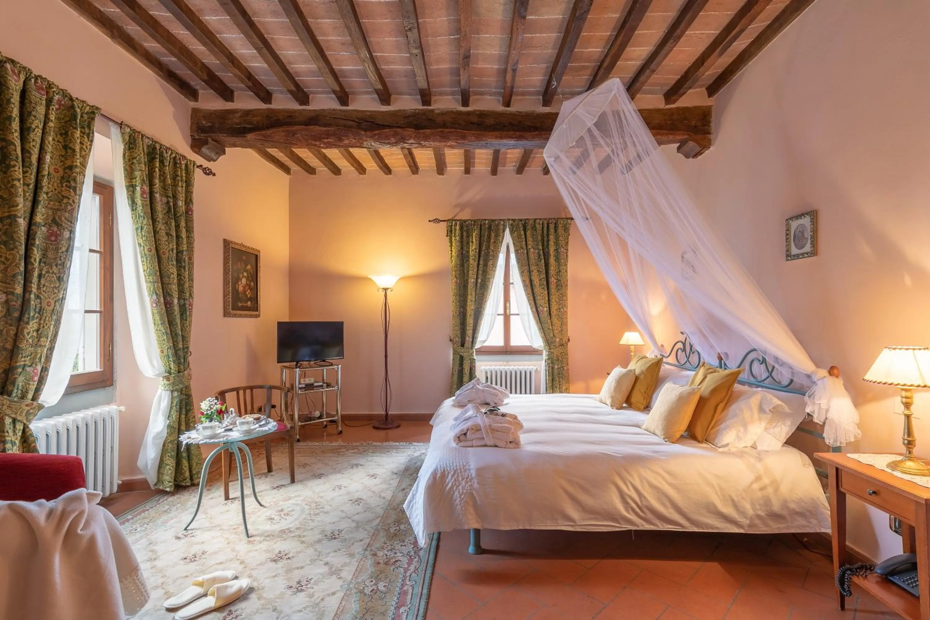 Bed in Relais Villa La Cappella