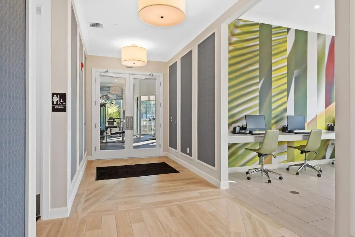 Sophisticated 6BR at Storey Lake SL2766