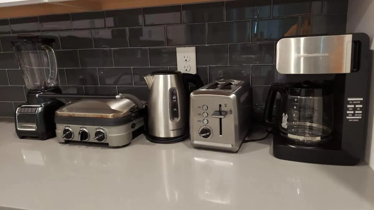 Sophisticated 6BR at Storey Lake SL2766