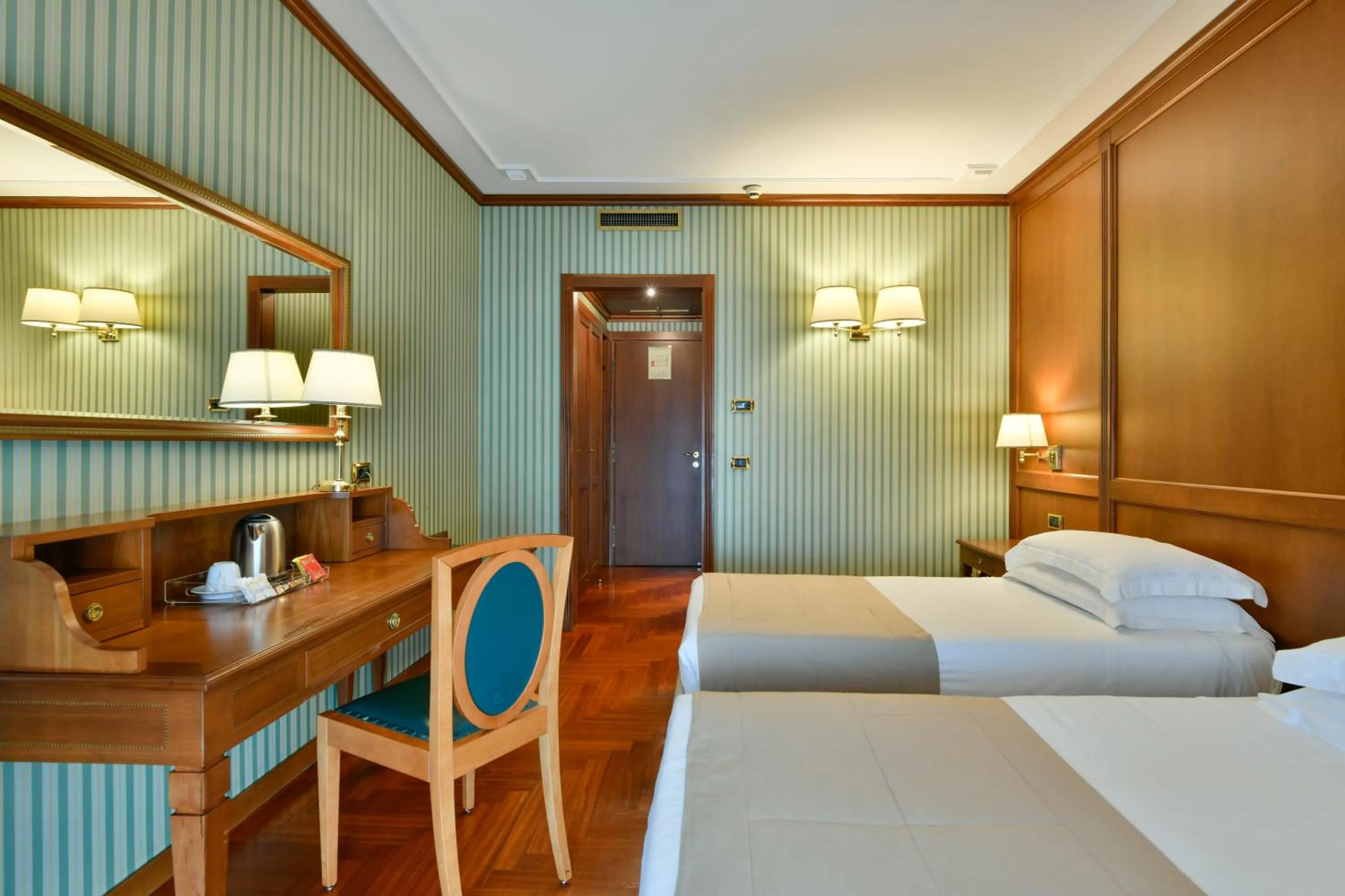 Bedroom, Bed in Best Western Hotel Ferrari