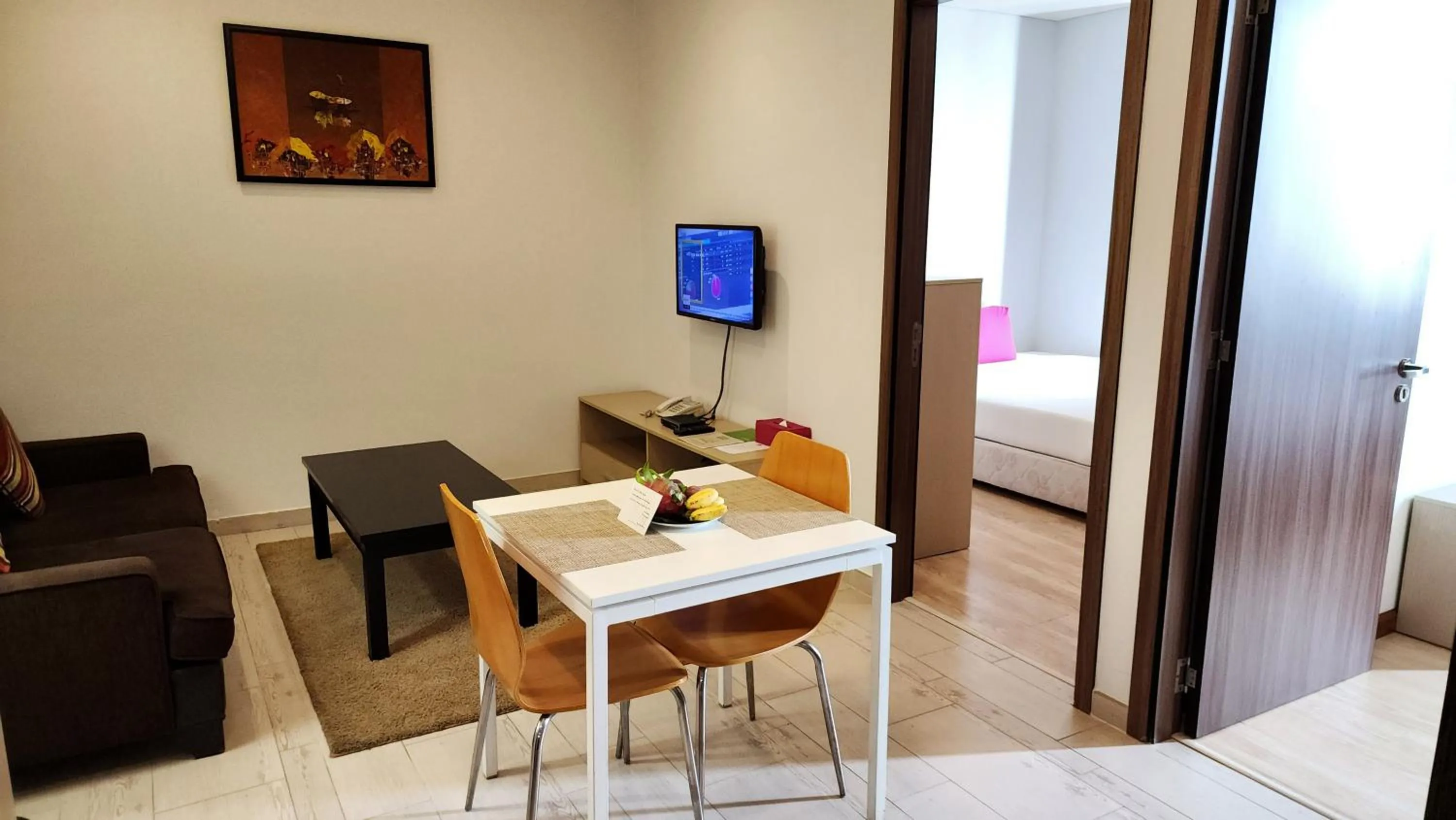 Living room in ÊMM Hotel Saigon