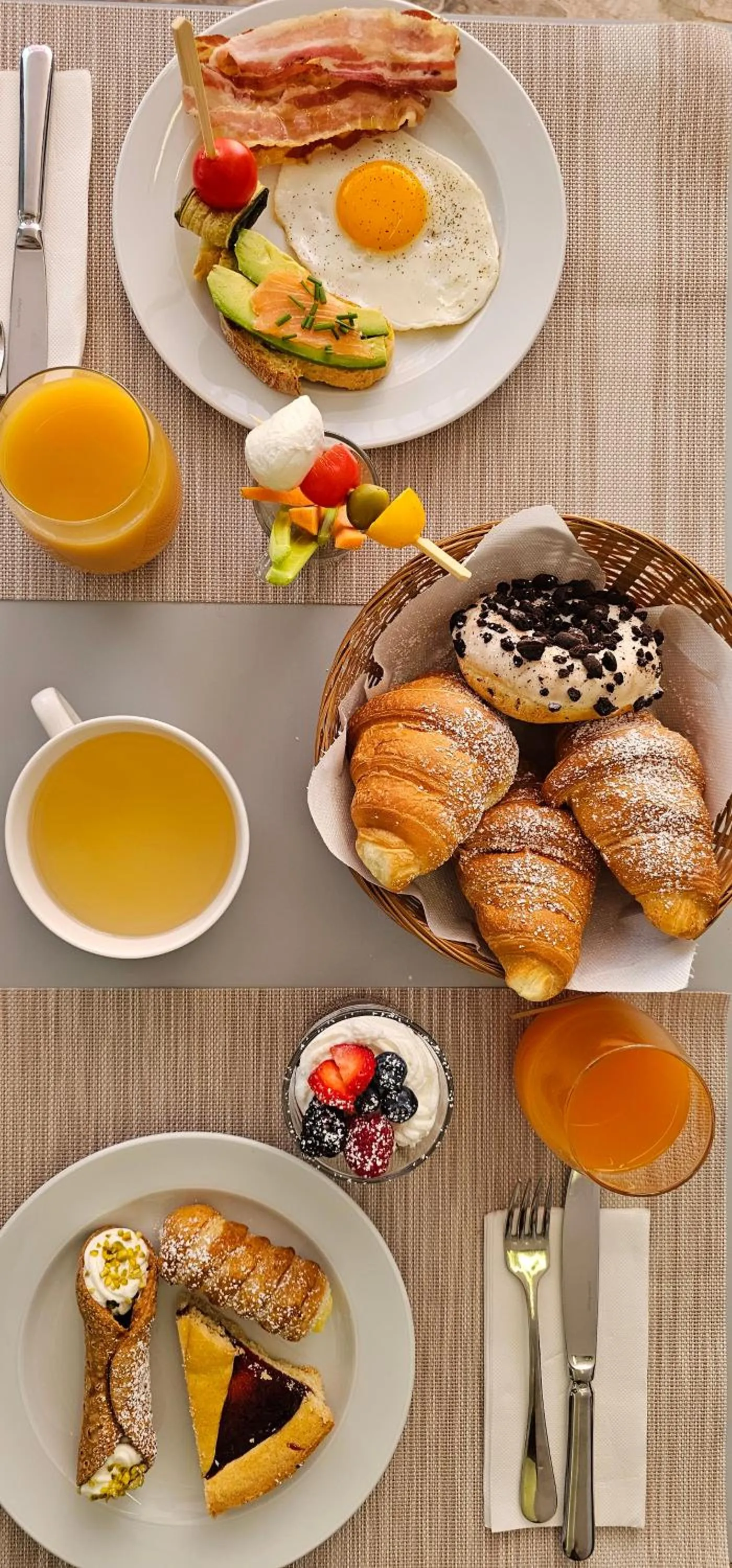 Food and drinks in Hotel Mirage