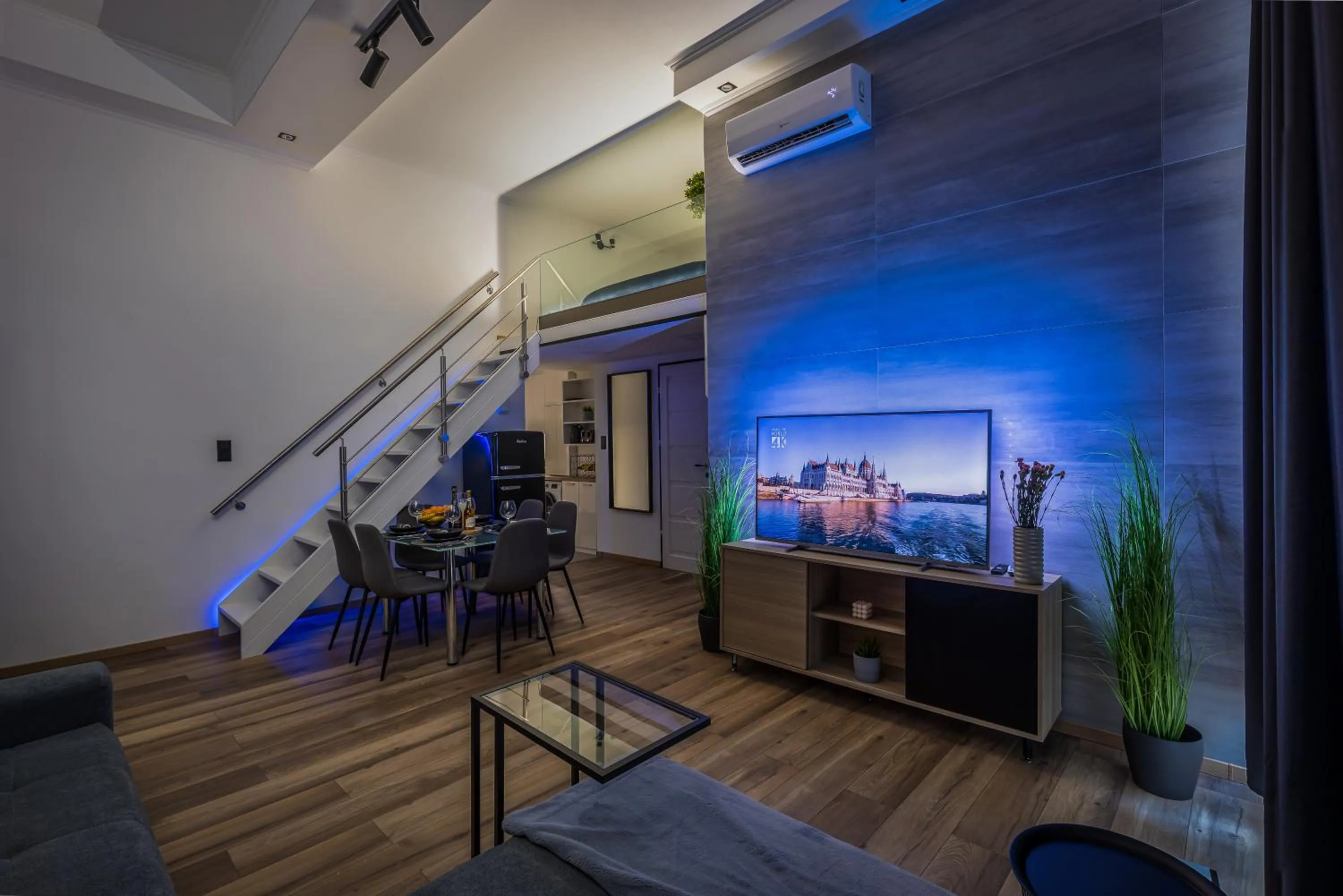 Kiraly21 DOWNTOWN Apartment by Andrassy street