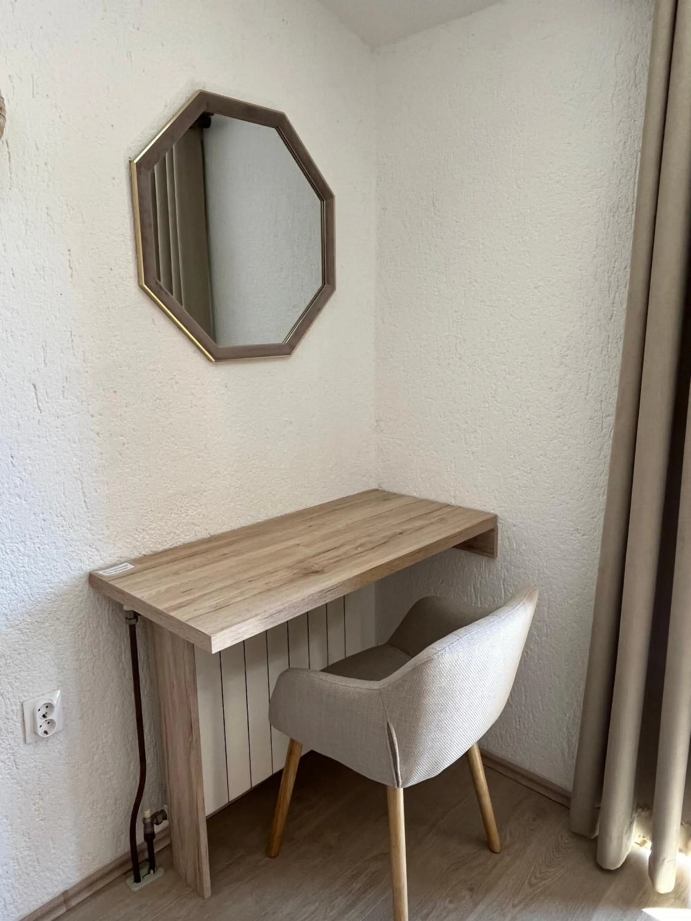 Bedroom in Rooms Danica