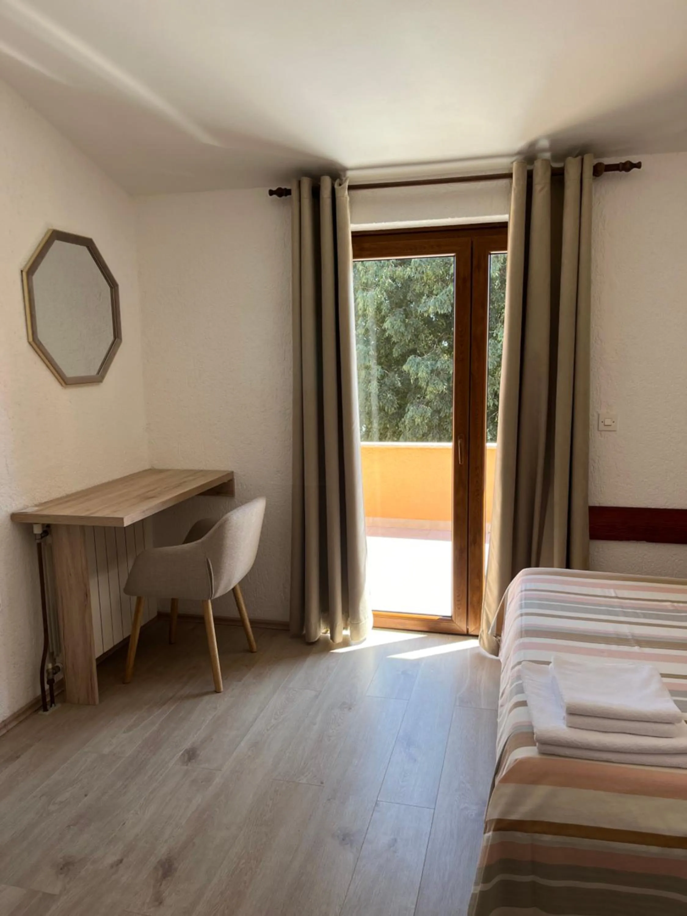 Bedroom in Rooms Danica