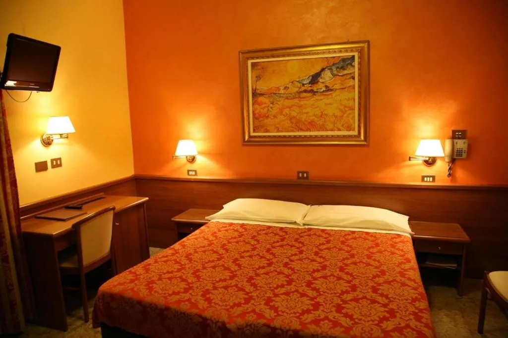 Bedroom in Hotel San Pellegrino