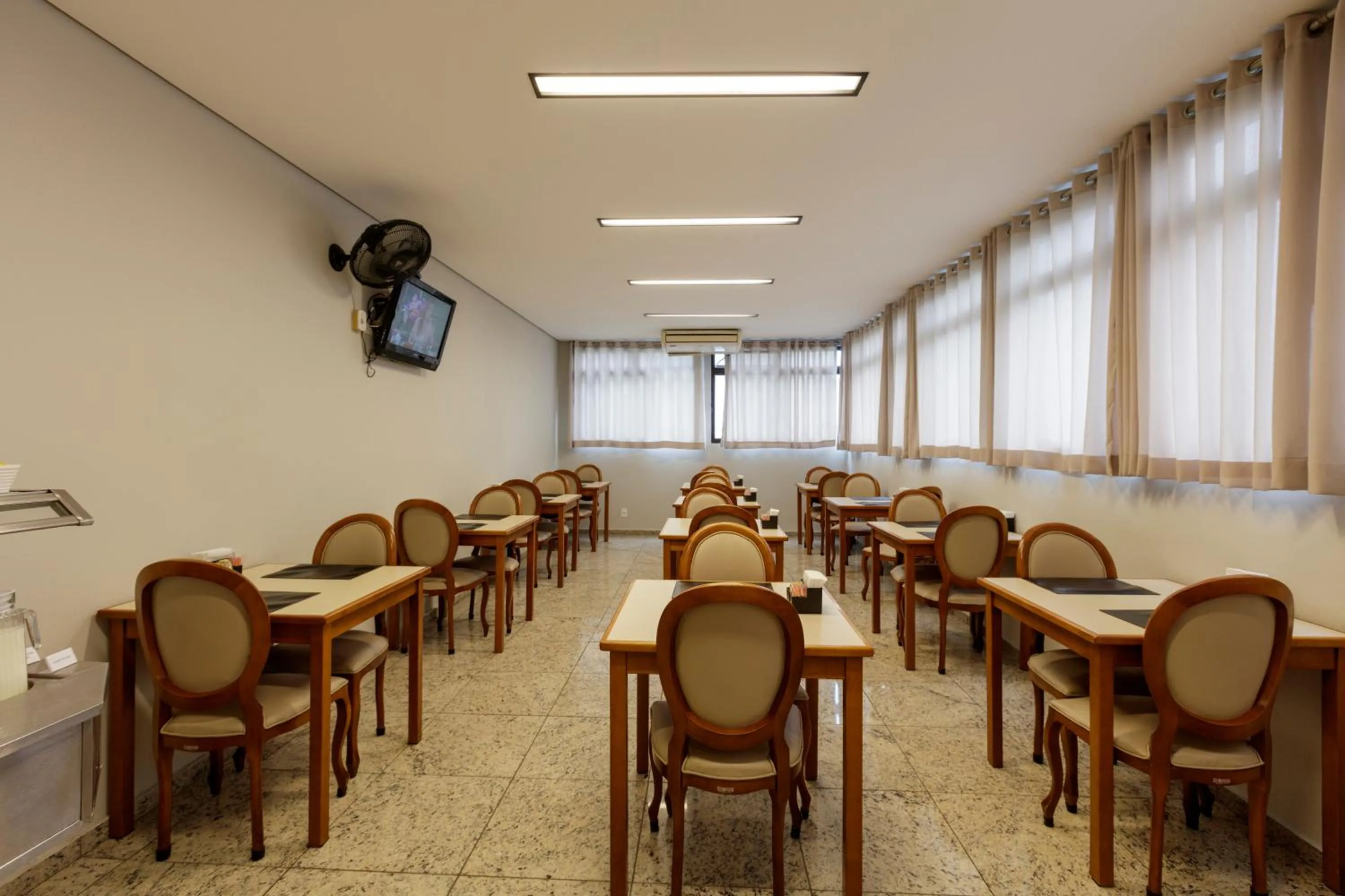 Restaurant/places to eat in Hotel Bella Paulista