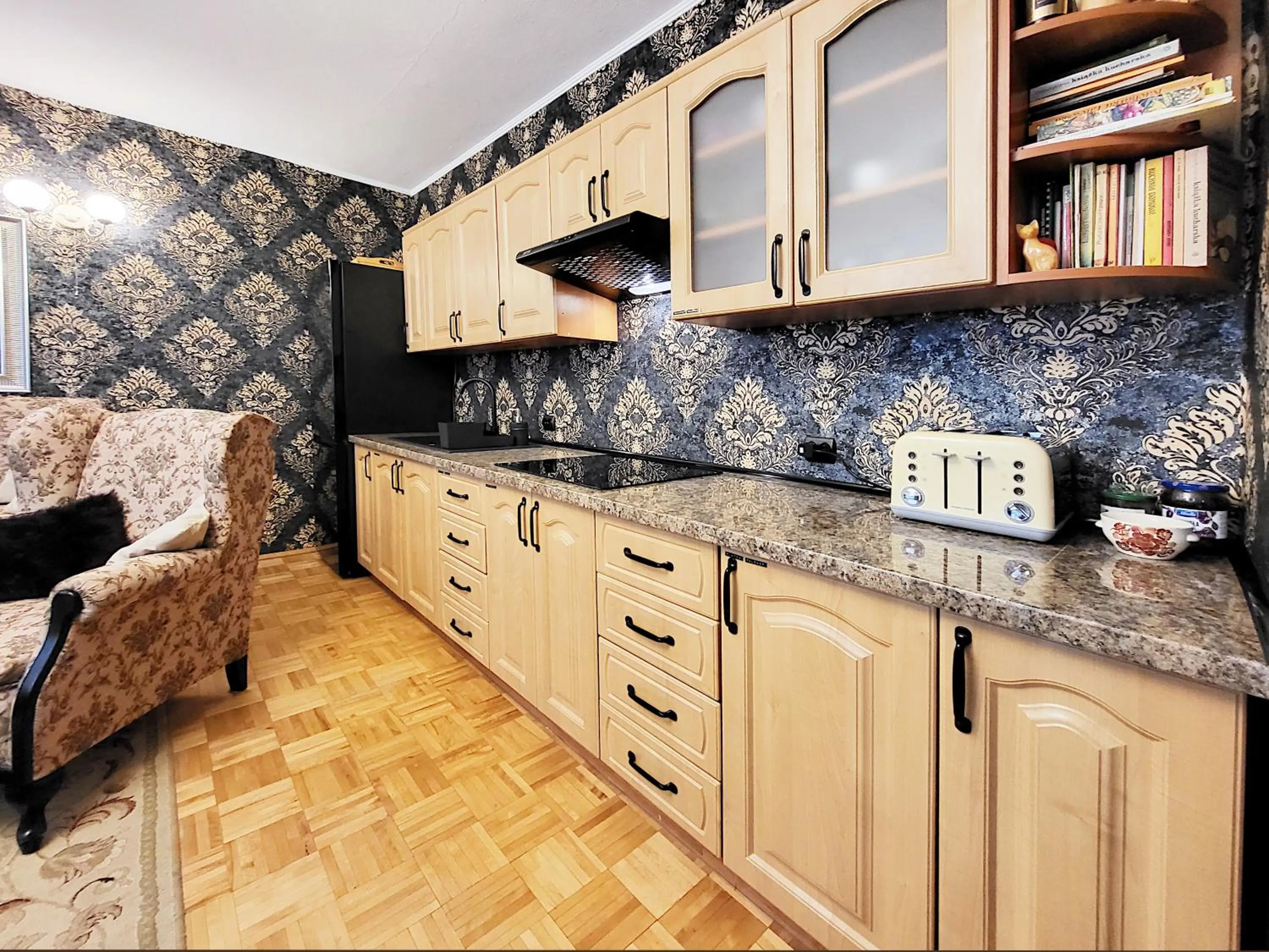 Dining area, Kitchen/Kitchenette in HUSARSKA 60