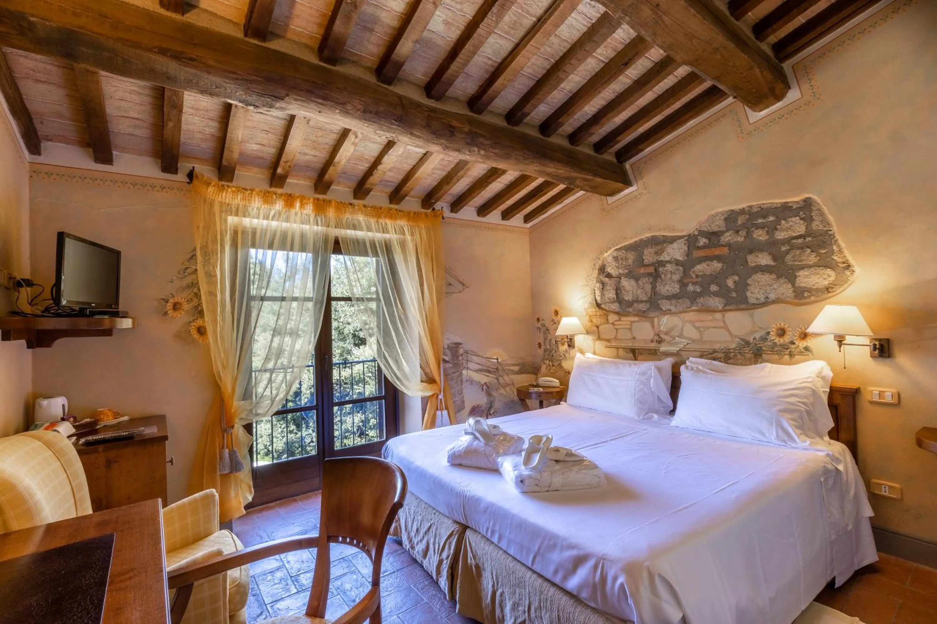 Bed in La Melosa Resort & Spa - Adults Only