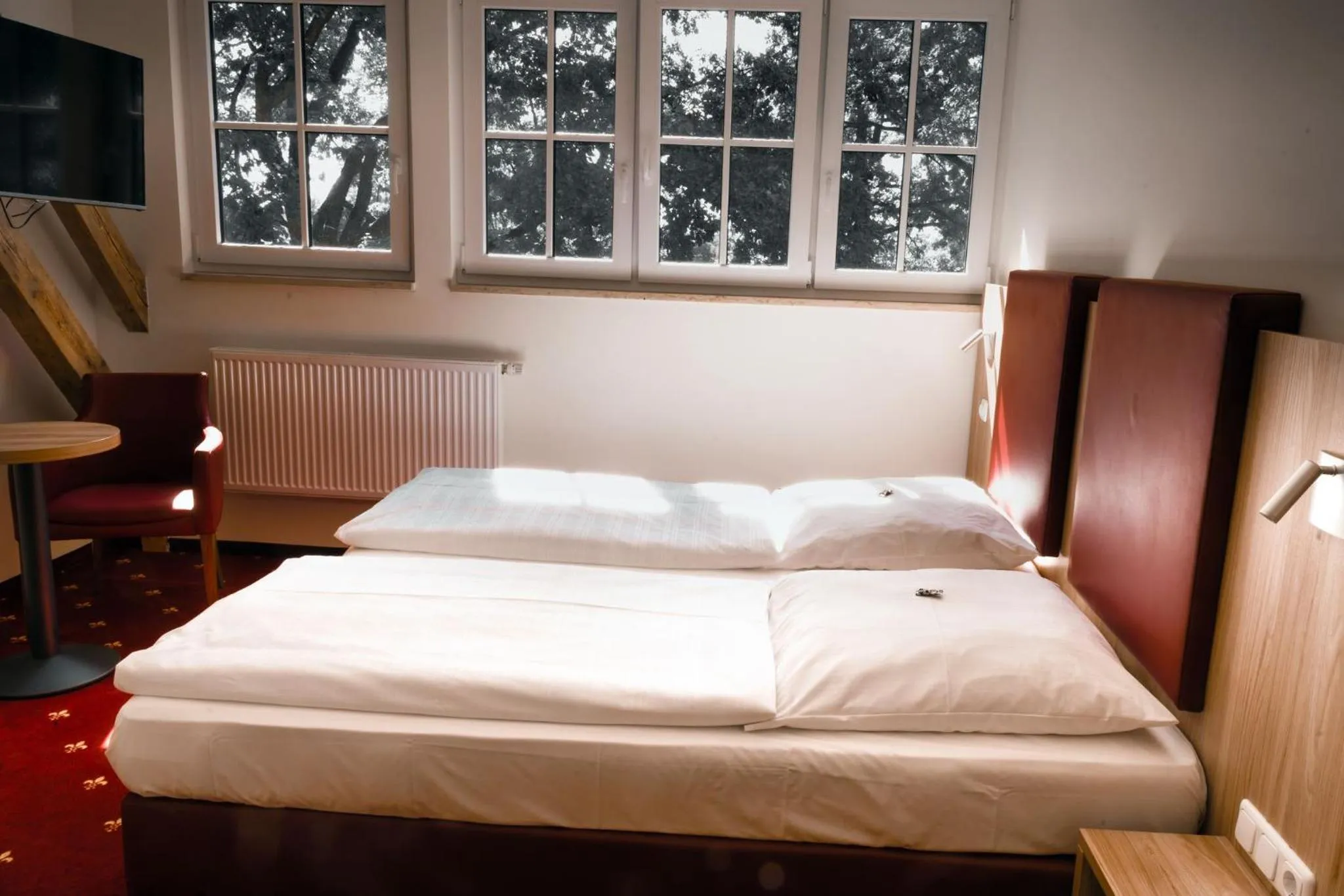 Photo of the whole room, Bed in Cavallestro Classic