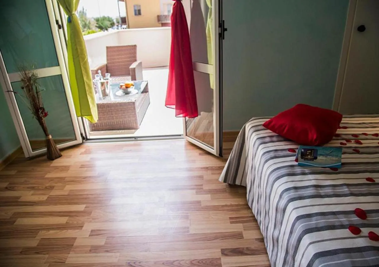 Balcony/Terrace in Miramare Inn Hotel