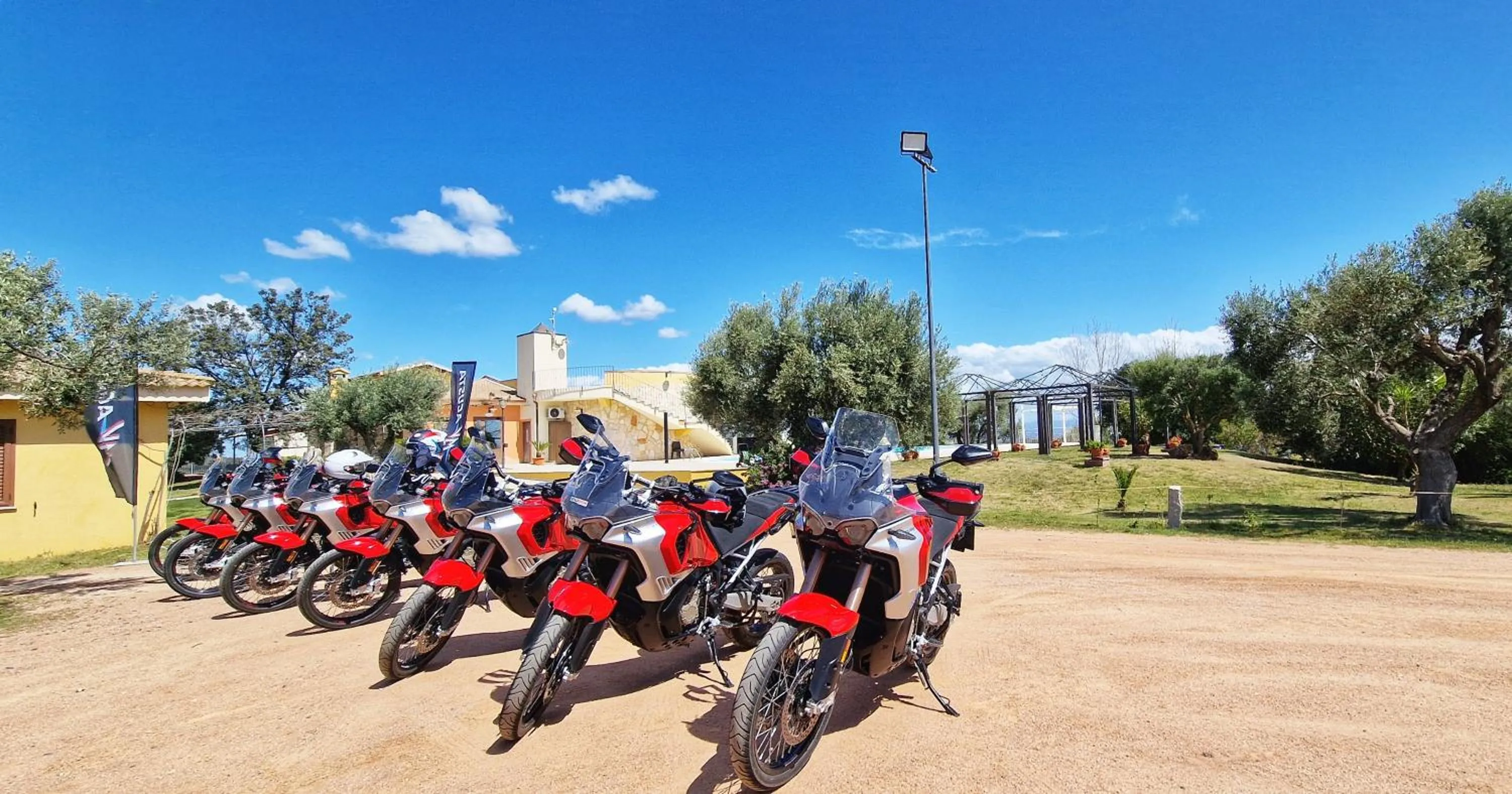 Albergo Ristorante Pizzeria Monte Arcosu