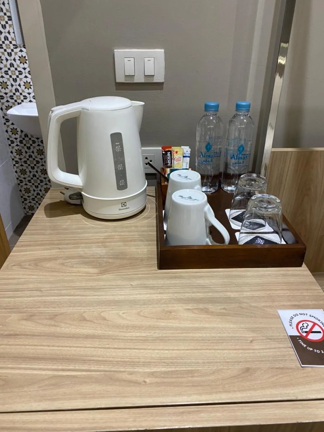 Coffee/tea facilities in Almas Hotel Bangkok