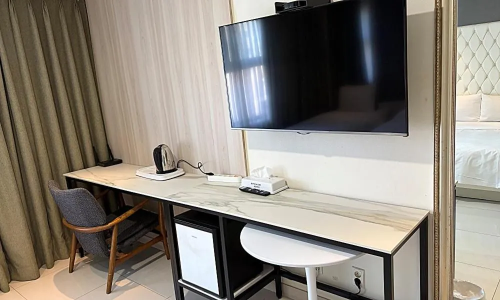 Bed in Wolmido Premiers Hotel