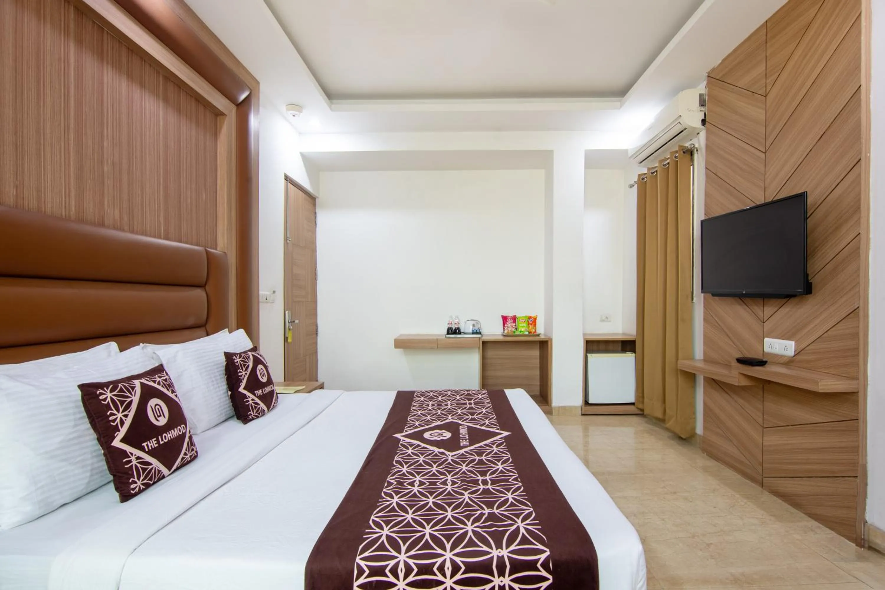 Bed in The Lohmod- Boutique Hotel At Delhi Airport