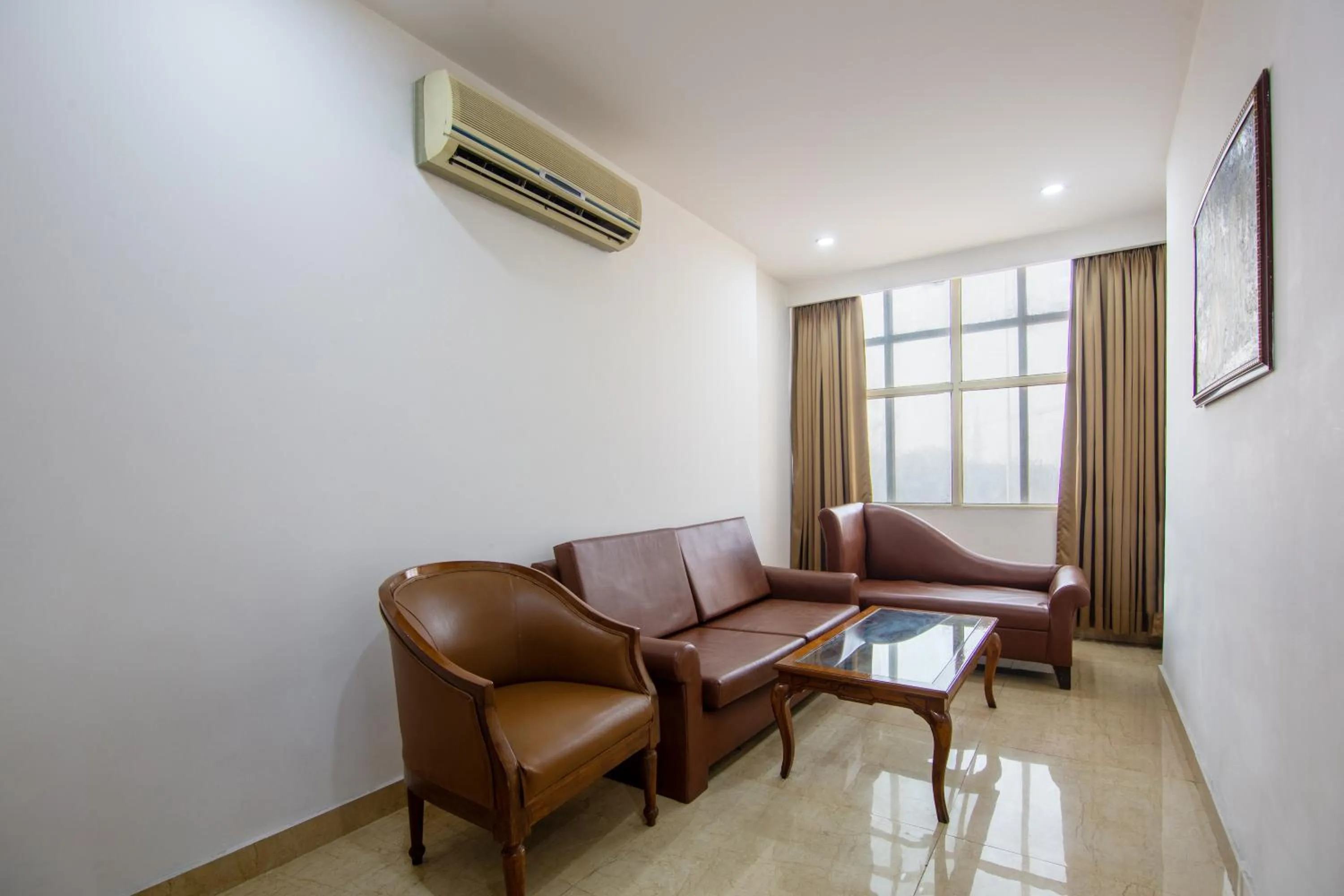 Living room in The Lohmod- Boutique Hotel At Delhi Airport