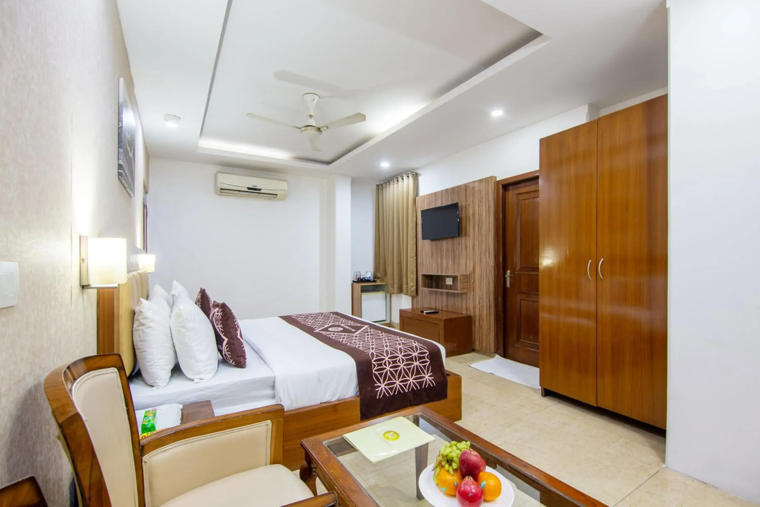 Family Suite - single occupancy in The Lohmod- Boutique Hotel Near Delhi Airpot Family Suite - single occupancy in The Lohmod- Boutique Hotel Near Delhi Airpot