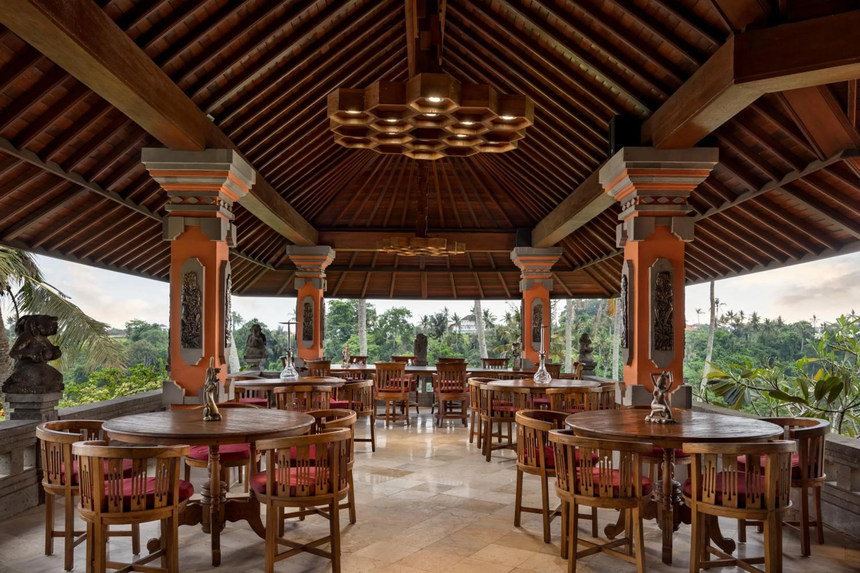 Restaurant/places to eat in Swan Paradise A Pramana Experience