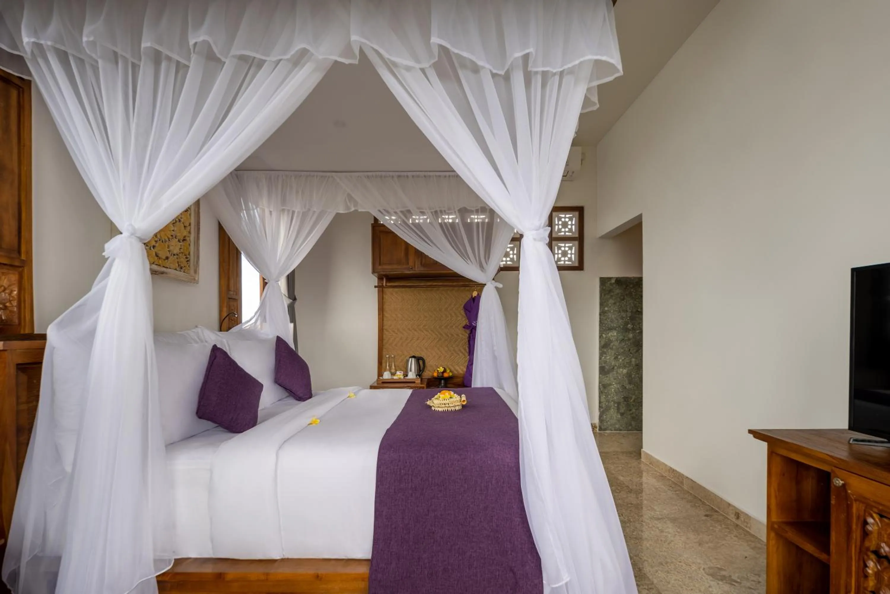 Bed in Swan Paradise A Pramana Experience