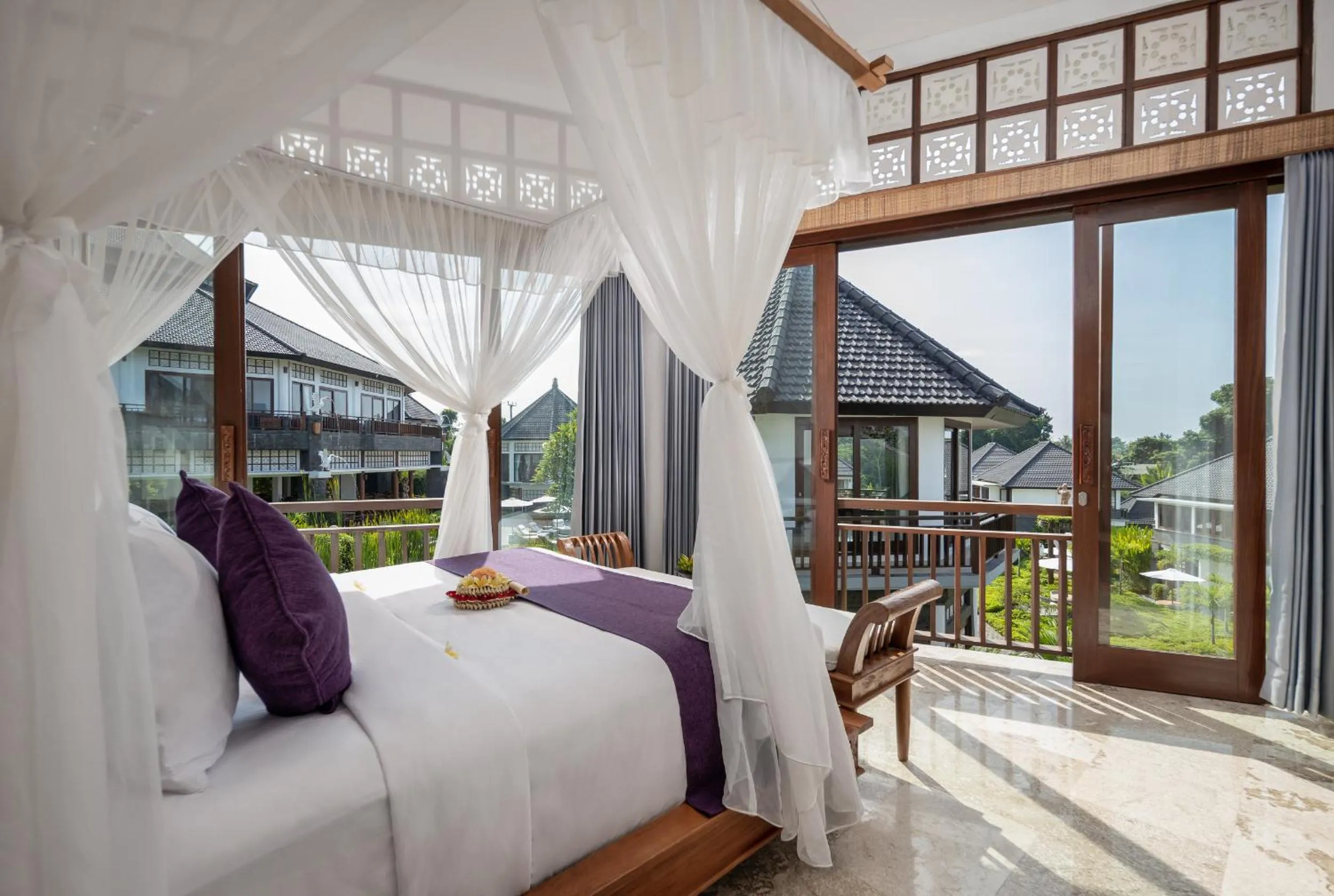 Bed in Swan Paradise A Pramana Experience