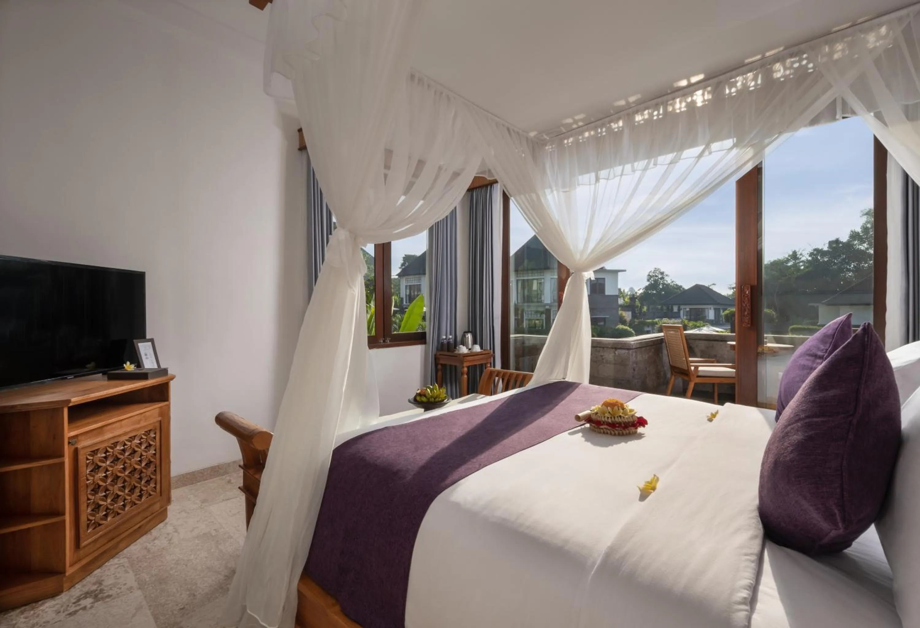 Bed in Swan Paradise A Pramana Experience