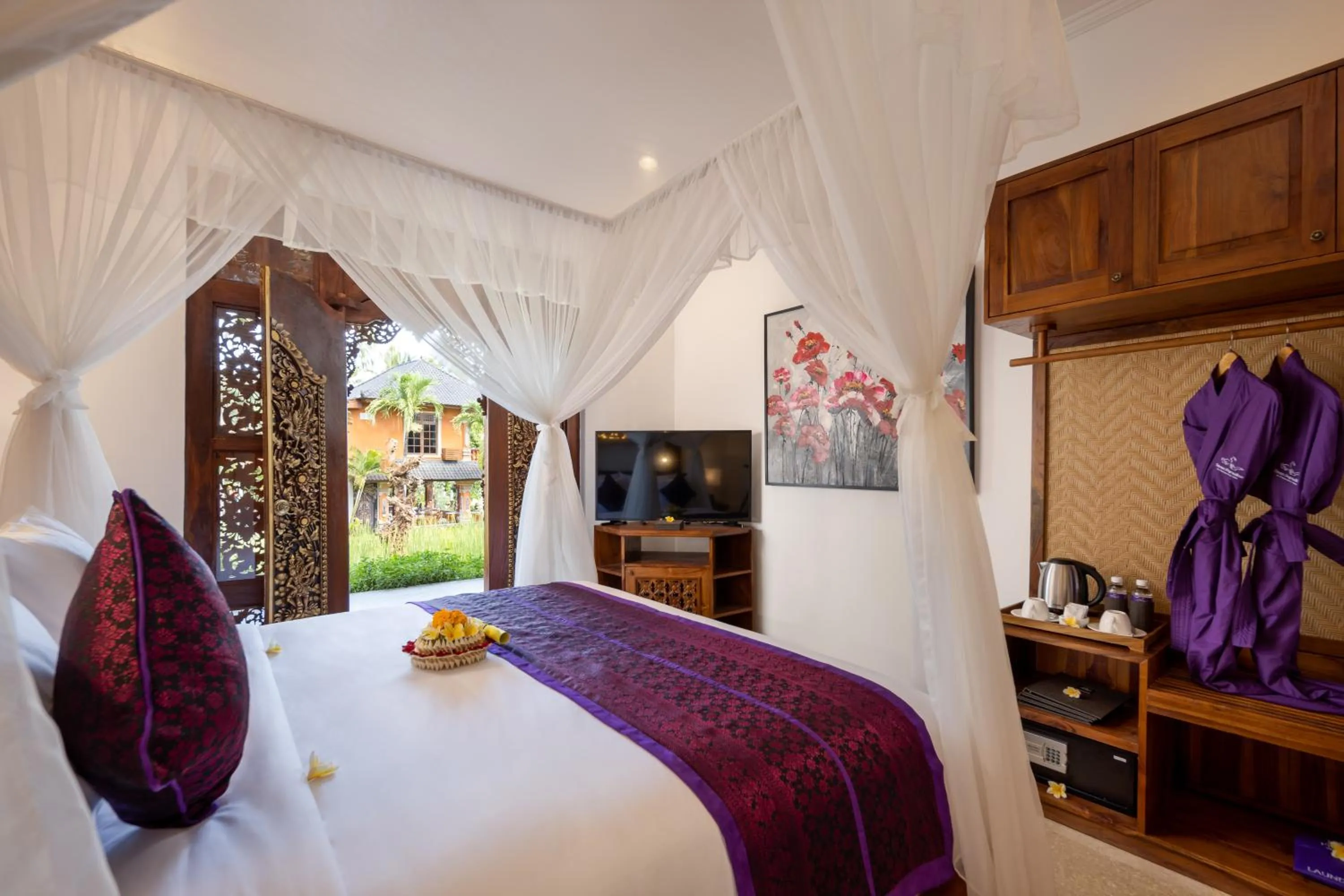 Bed in Swan Paradise A Pramana Experience