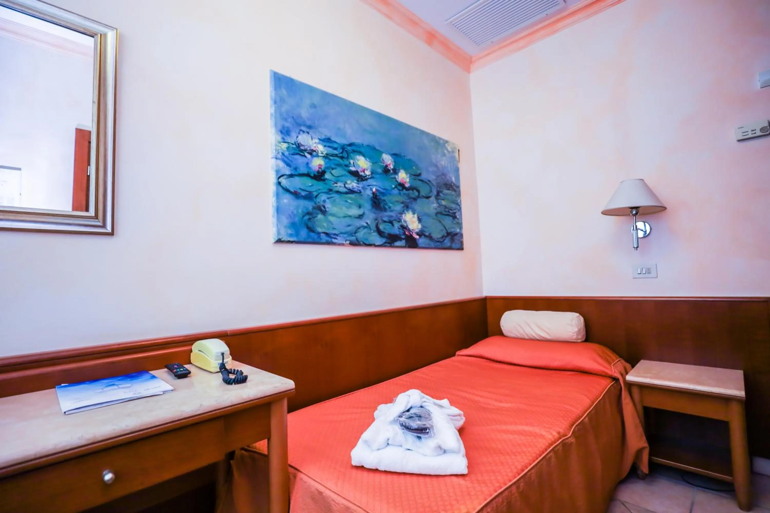 Bed in Hotel Rosalba - Valentini Family Village