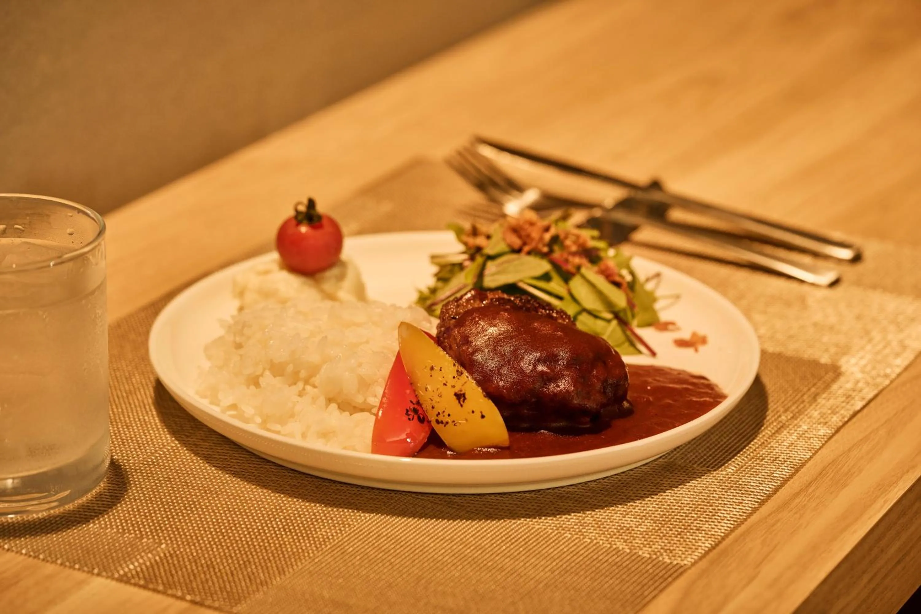 Restaurant/places to eat in Watermark Hotel Okinawa Miyakojima