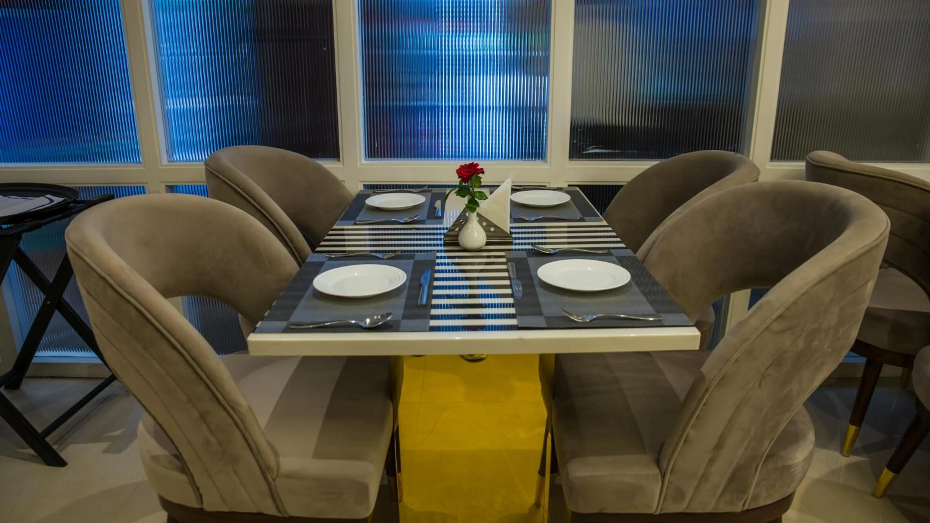 Dining area in Royal 9 hotel & Banquet