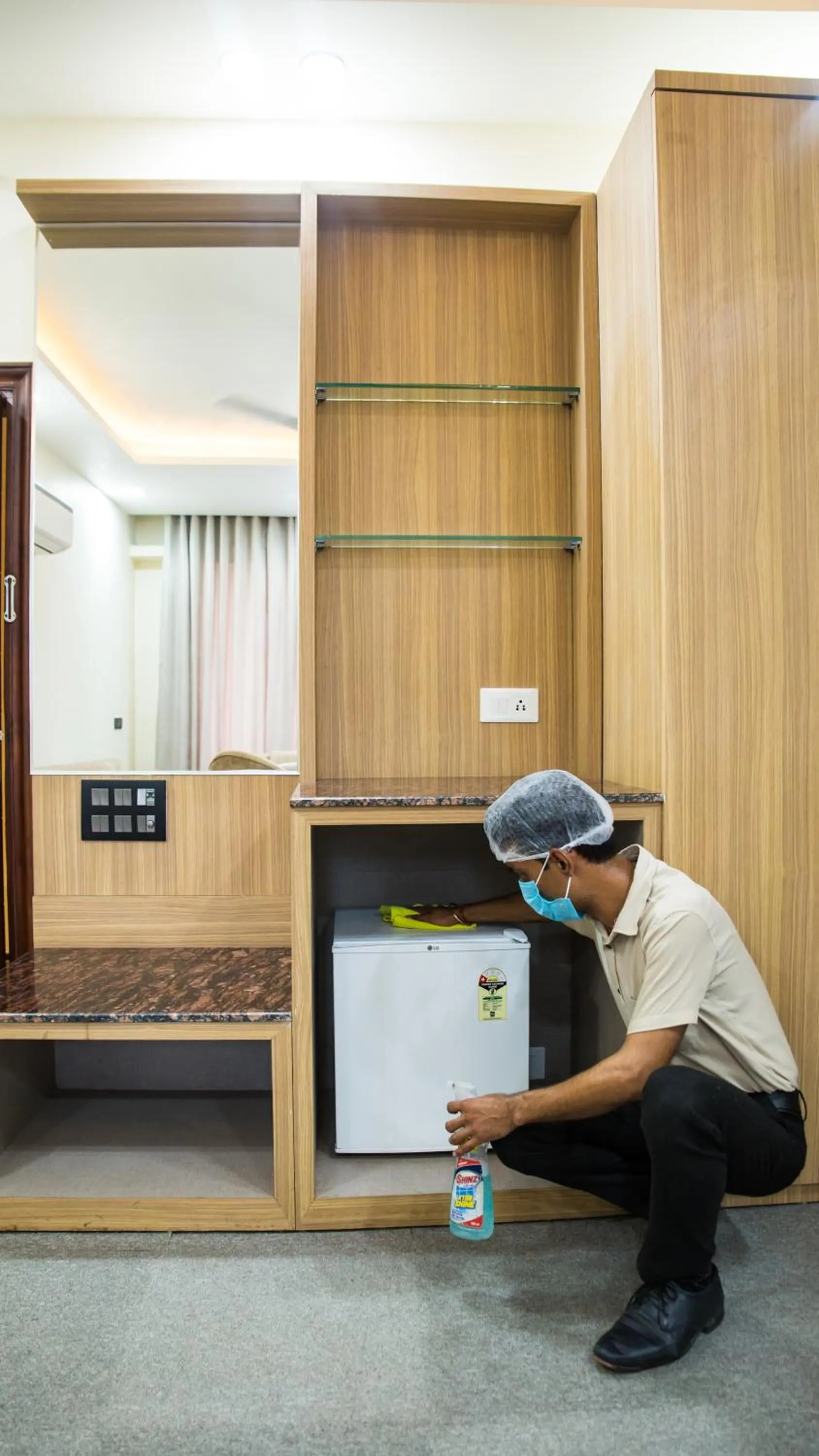 oven in Royal 9 hotel & Banquet