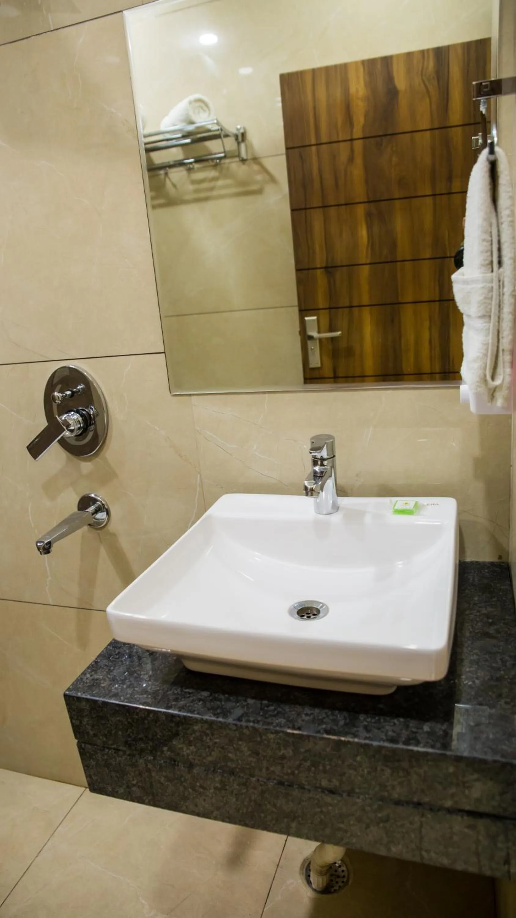 Bathroom in Royal 9 hotel & Banquet