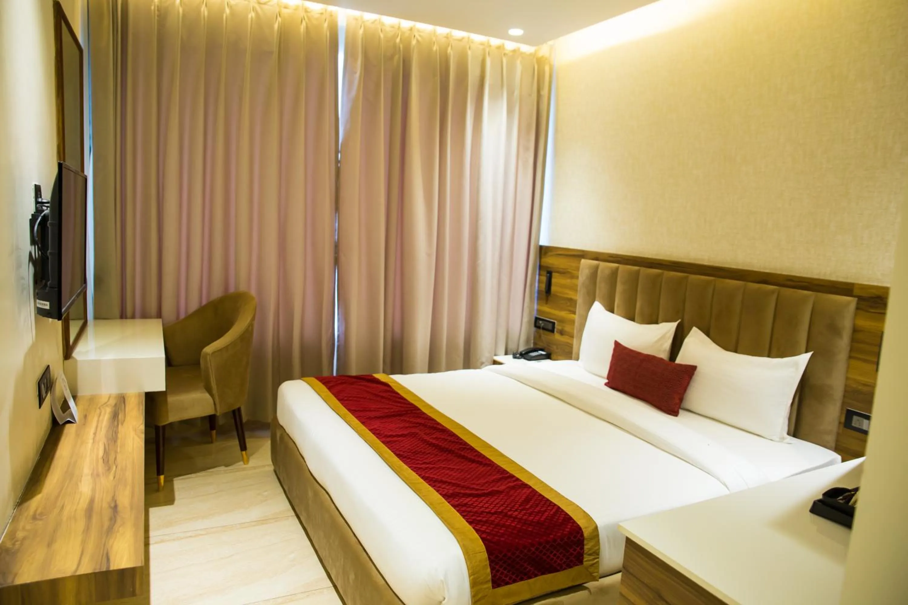 Bed in Royal 9 hotel & Banquet