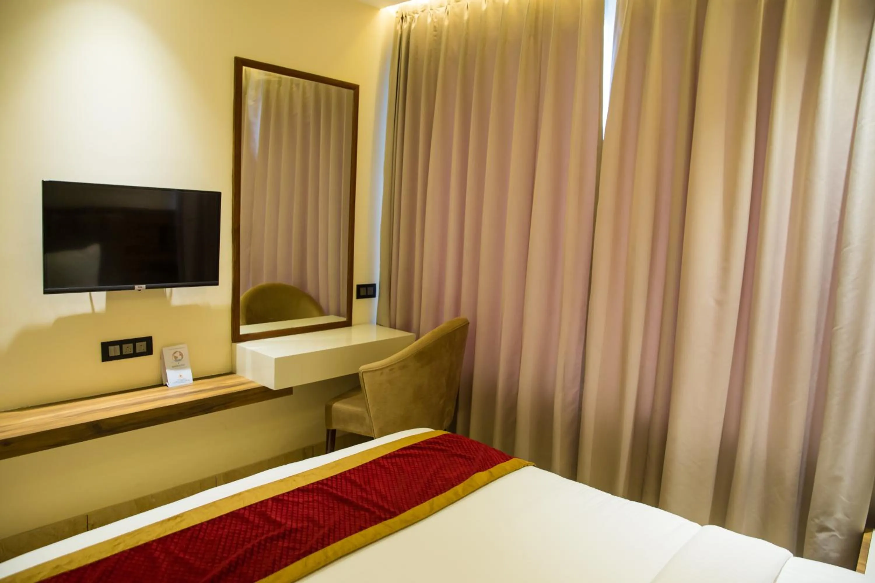 Photo of the whole room, Bed in Royal 9 hotel & Banquet