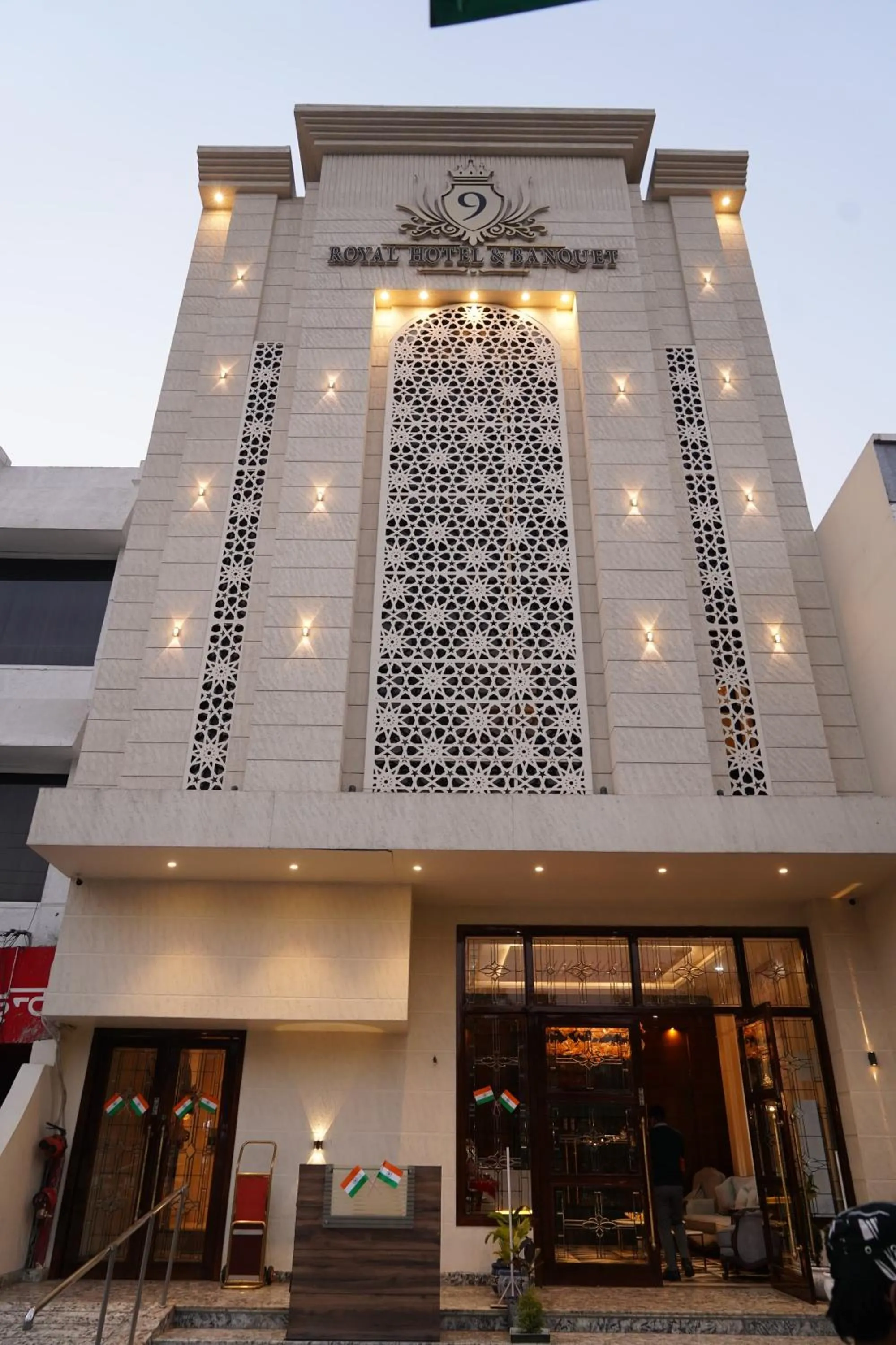 Facade/entrance in Royal 9 hotel & Banquet