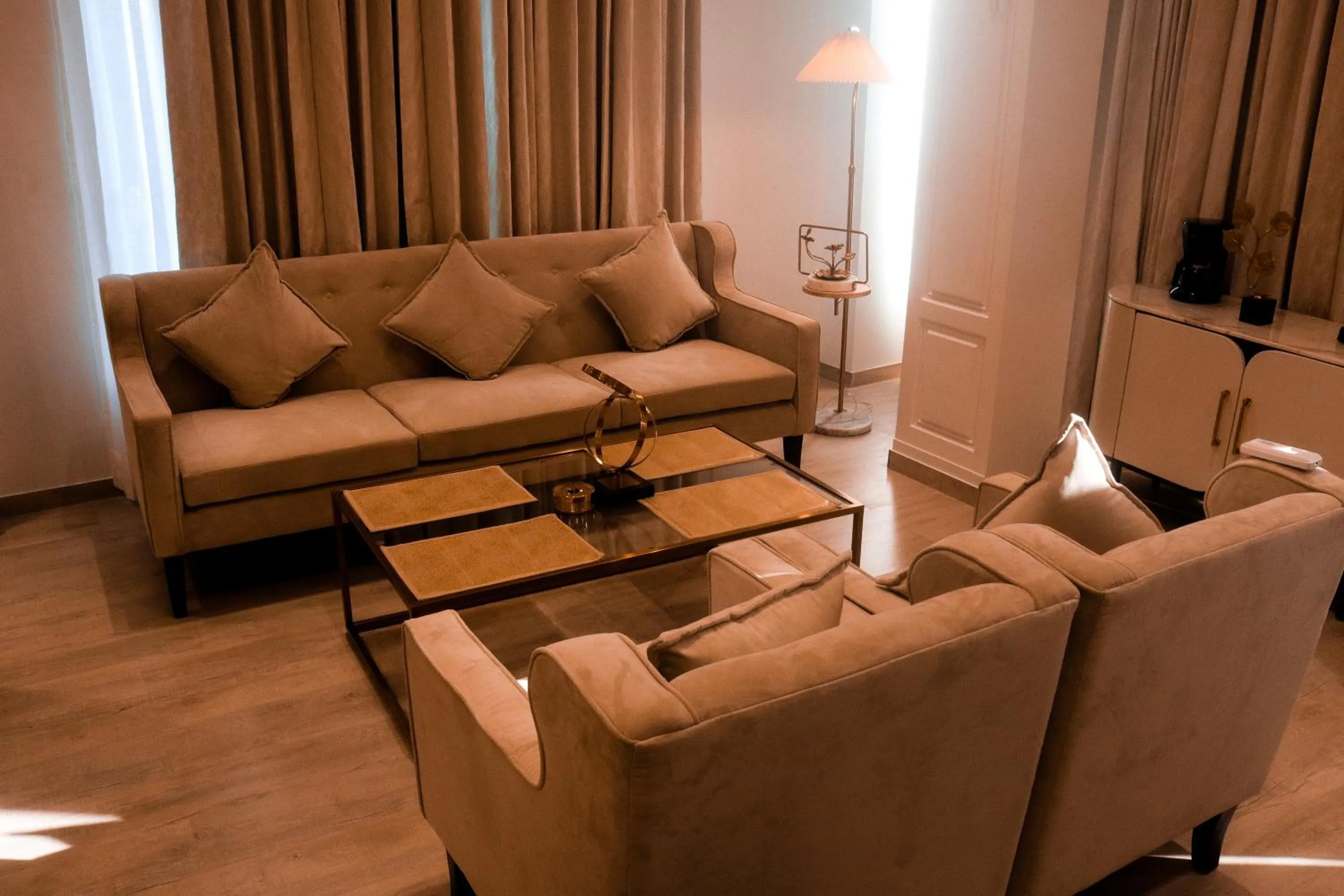 Living room in Royal 9 hotel & Banquet