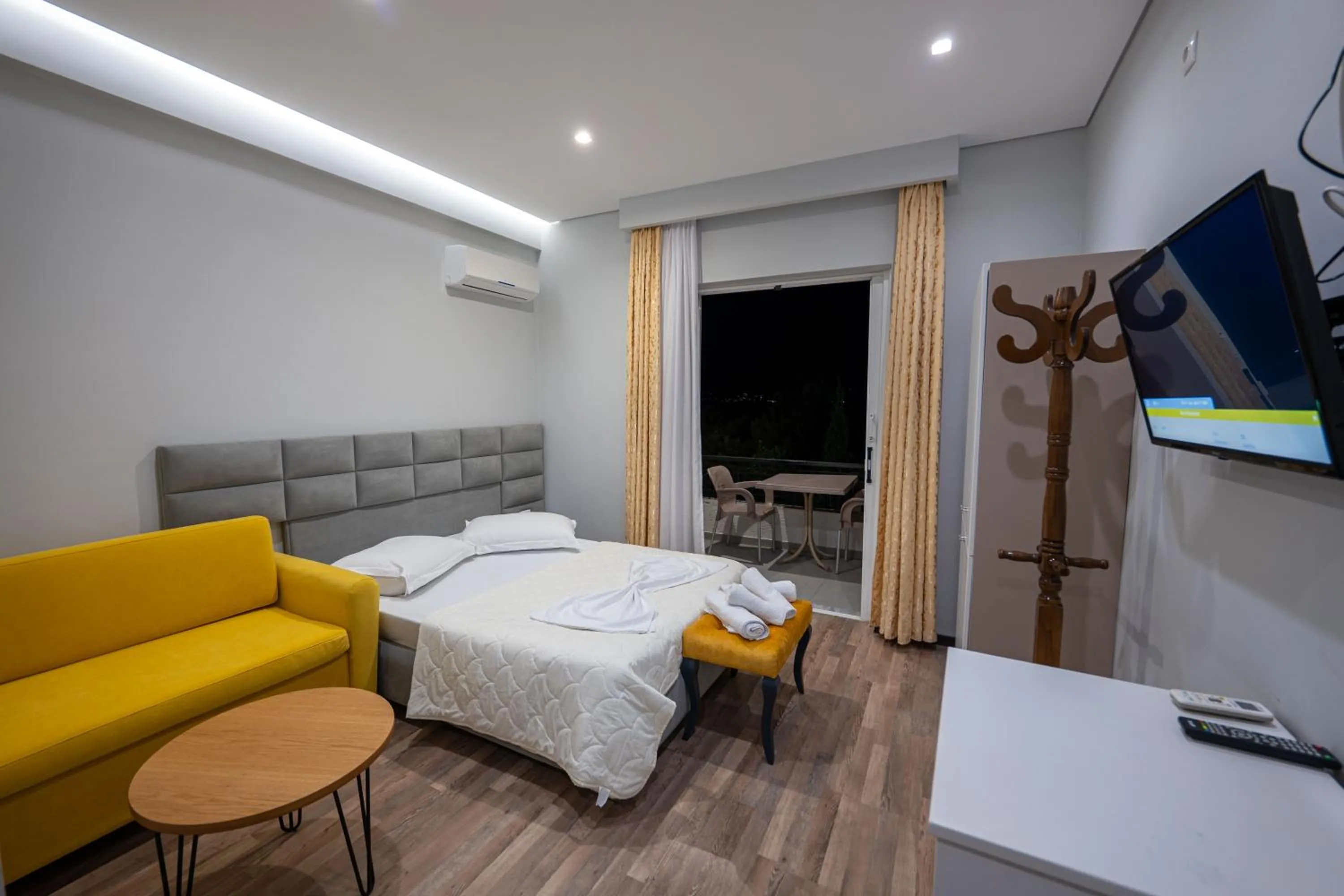 Sunkised Hotel