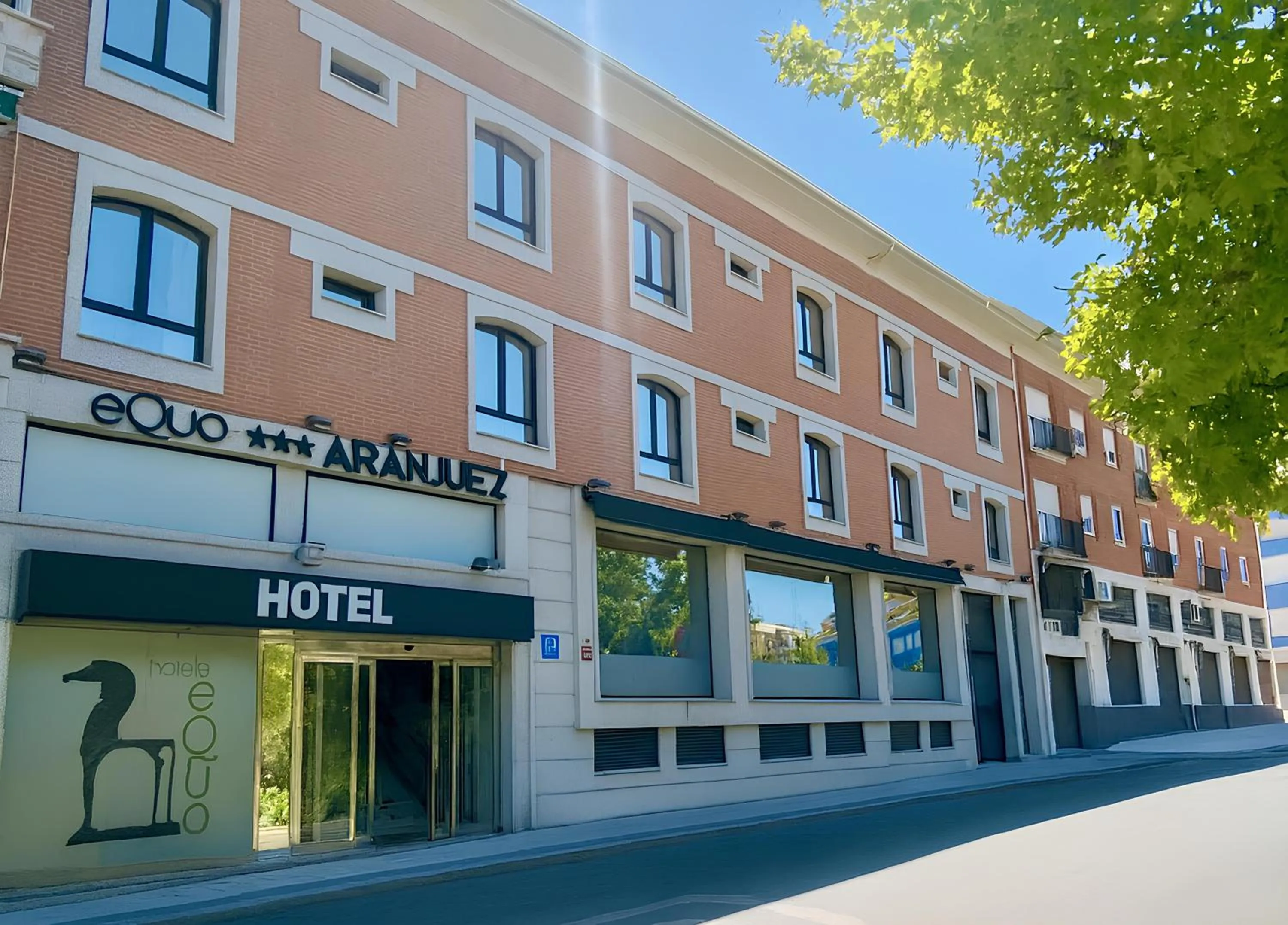 Property building in Hotel Equo Aranjuez