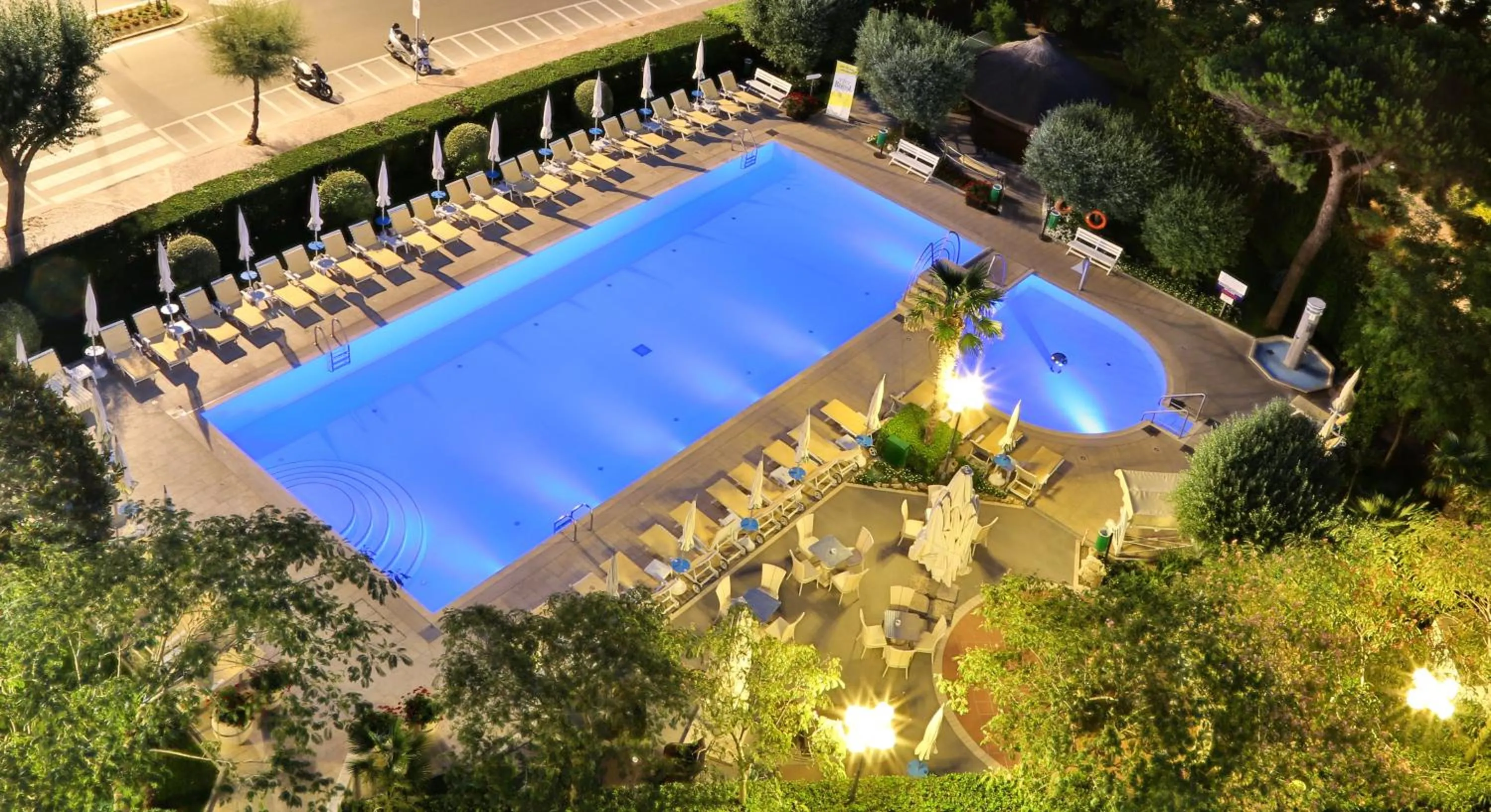 Day in Hotel Bristol