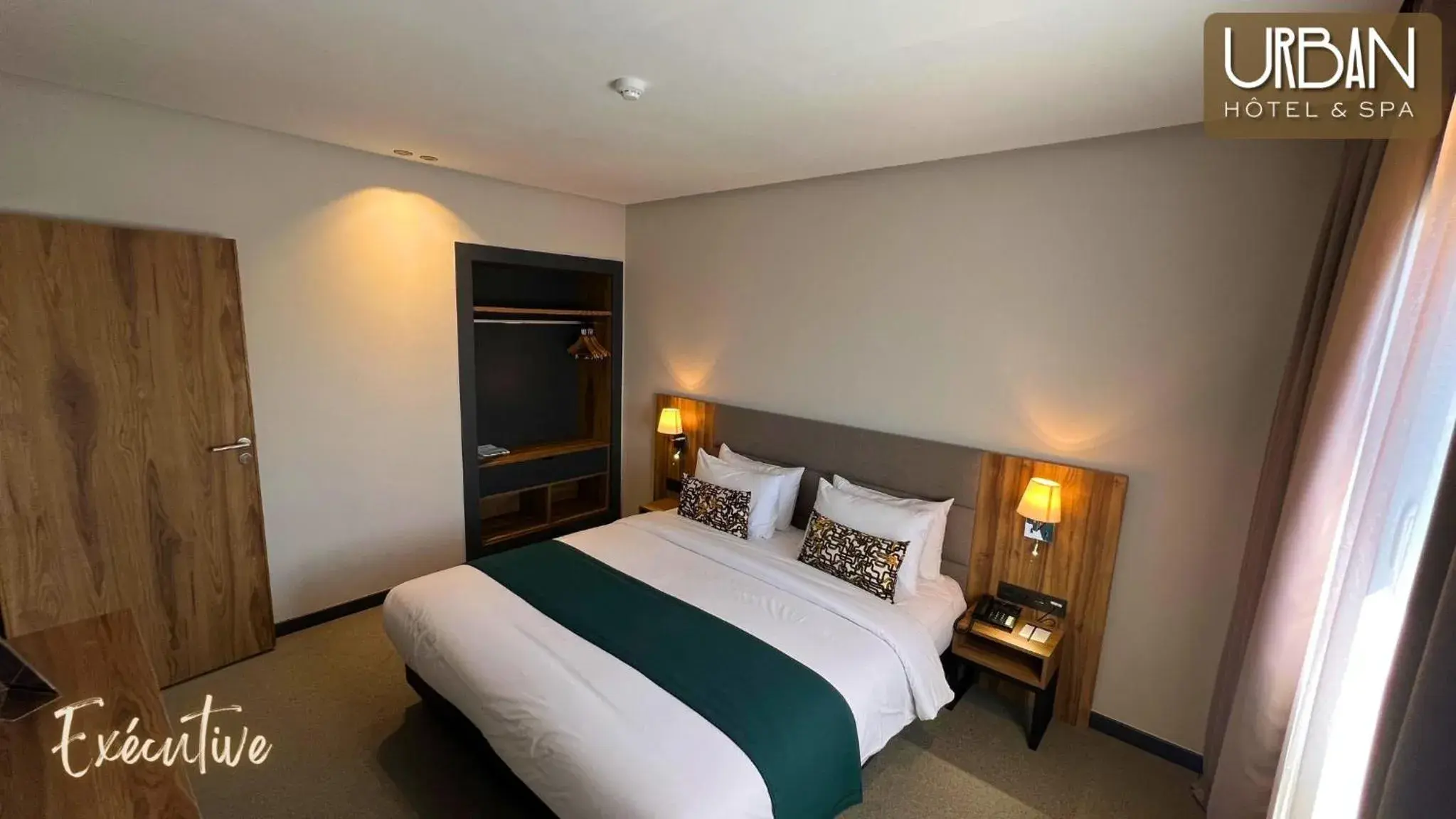 Executive Suite in Urban Hotel & Spa Executive Suite in Urban Hotel & Spa